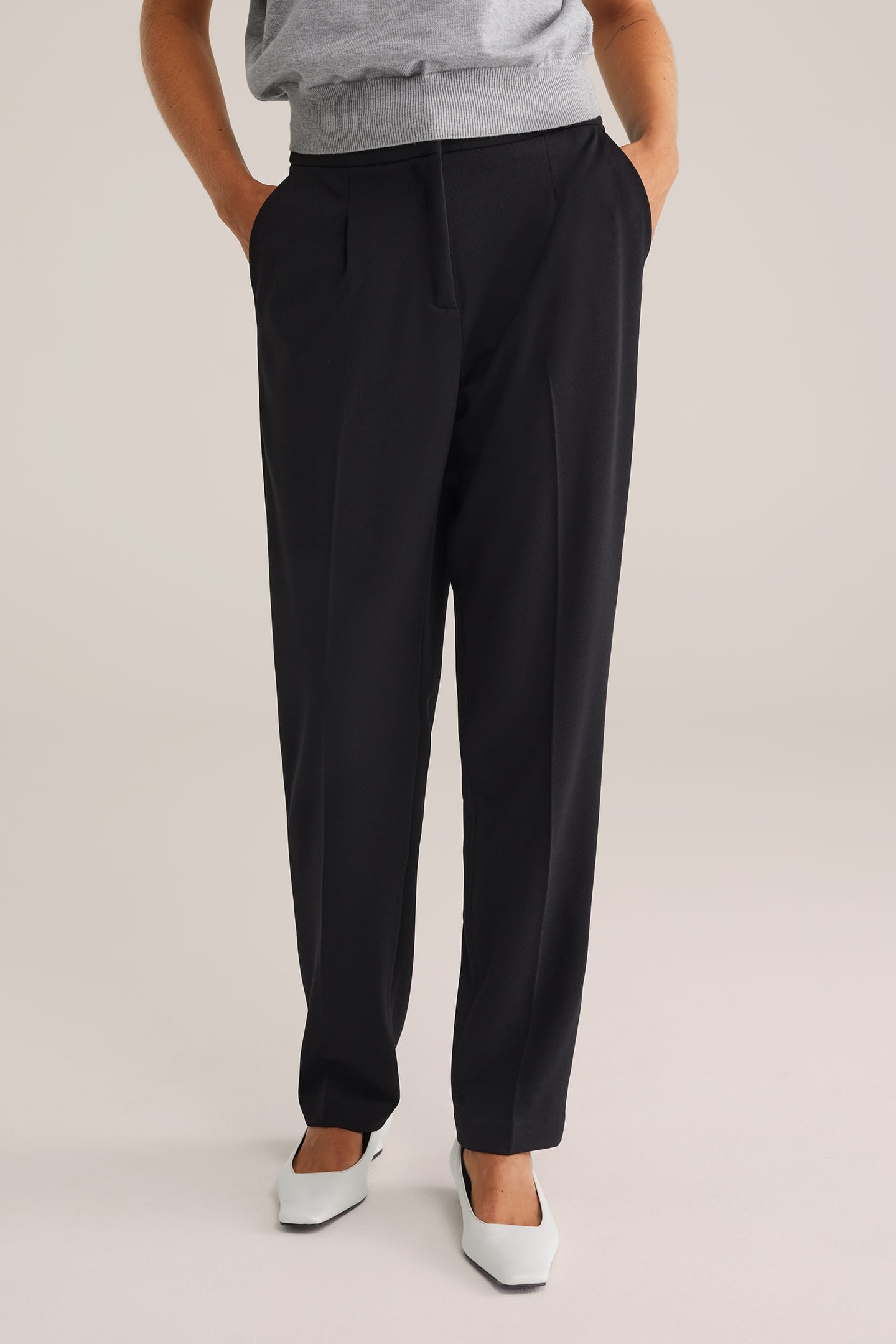 TROUSER BLACK 1