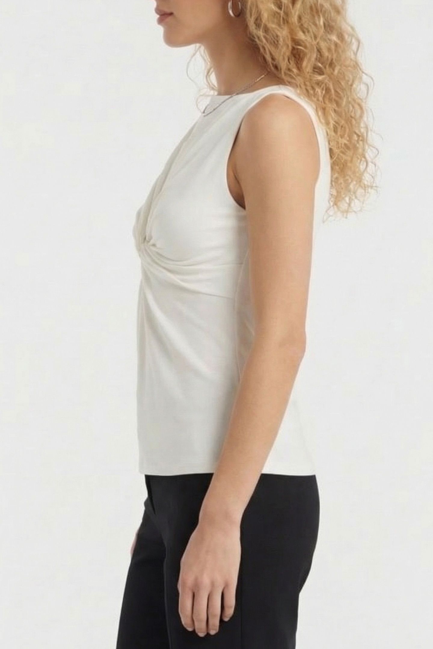 MARCIANO BY GUESS ALVA KNOT TOP SANDY SHORE 3