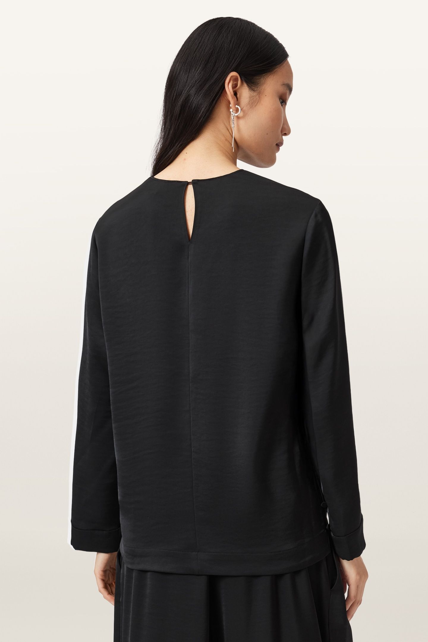 LEANNE TOP BLACK 2