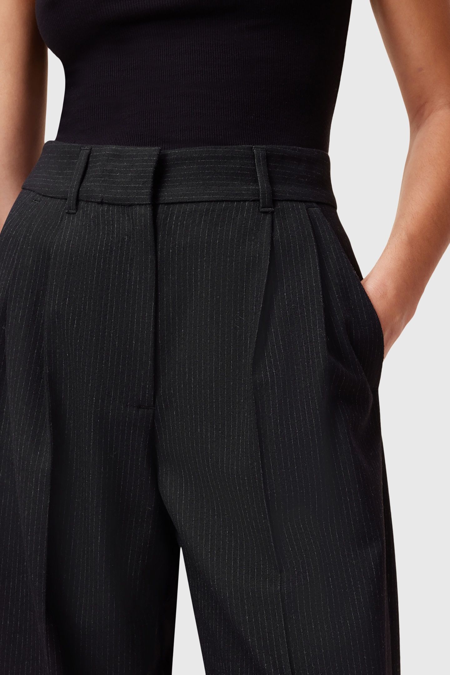 PINNIE TROUSER BLACK 7