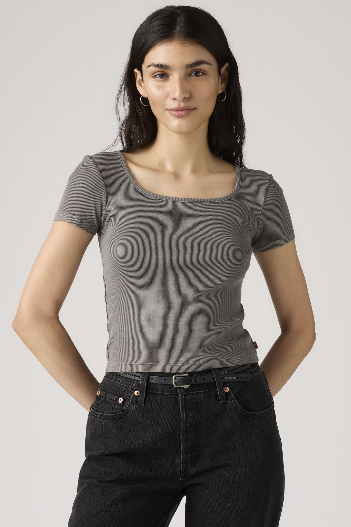 ESSENTIAL SQUARE NECK TEE BLACK 1