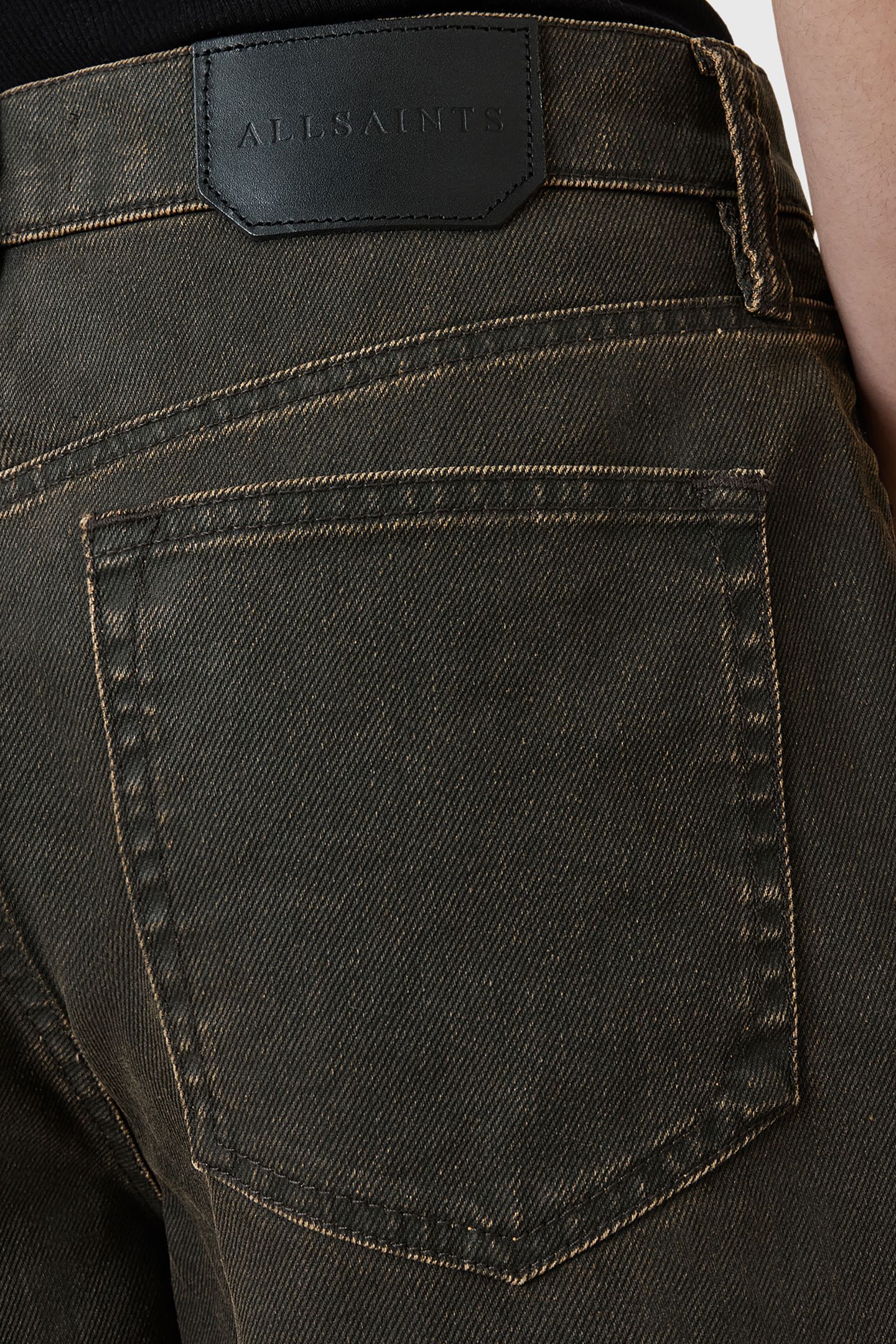 LOUIE LONG SHORT GOLDEN BLACK 8