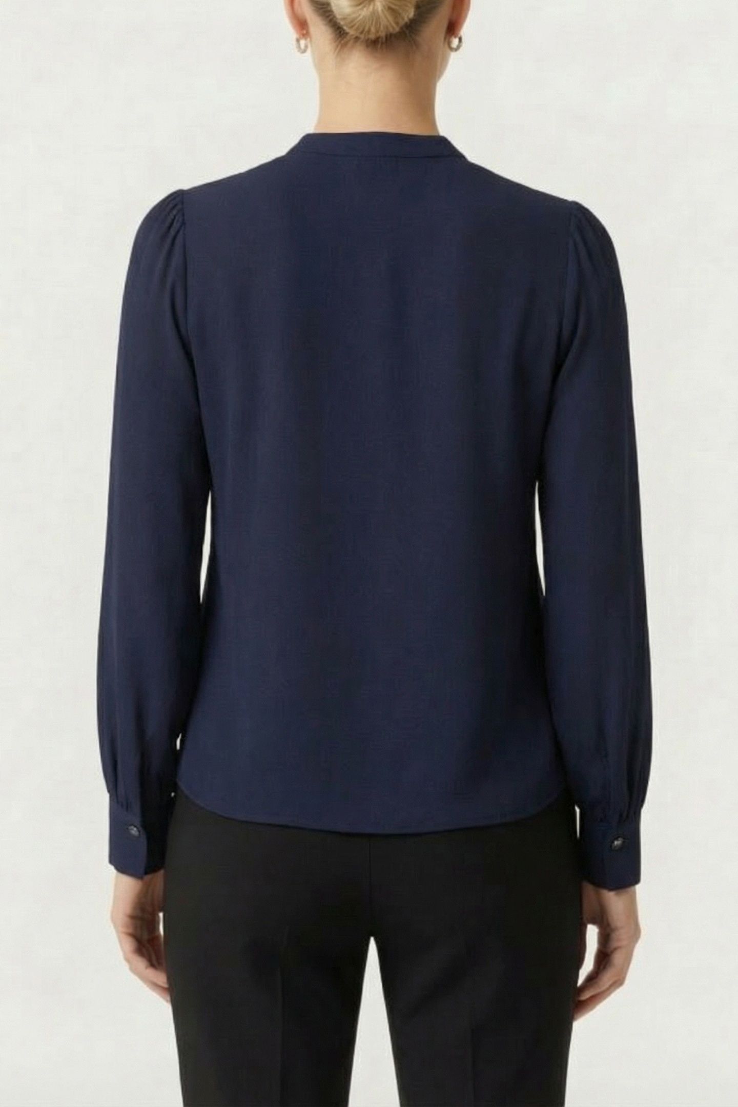 MARCIANO BY GUESS GRETA LS TOP W/ CHAIN NOCTURNAL NAVY 2