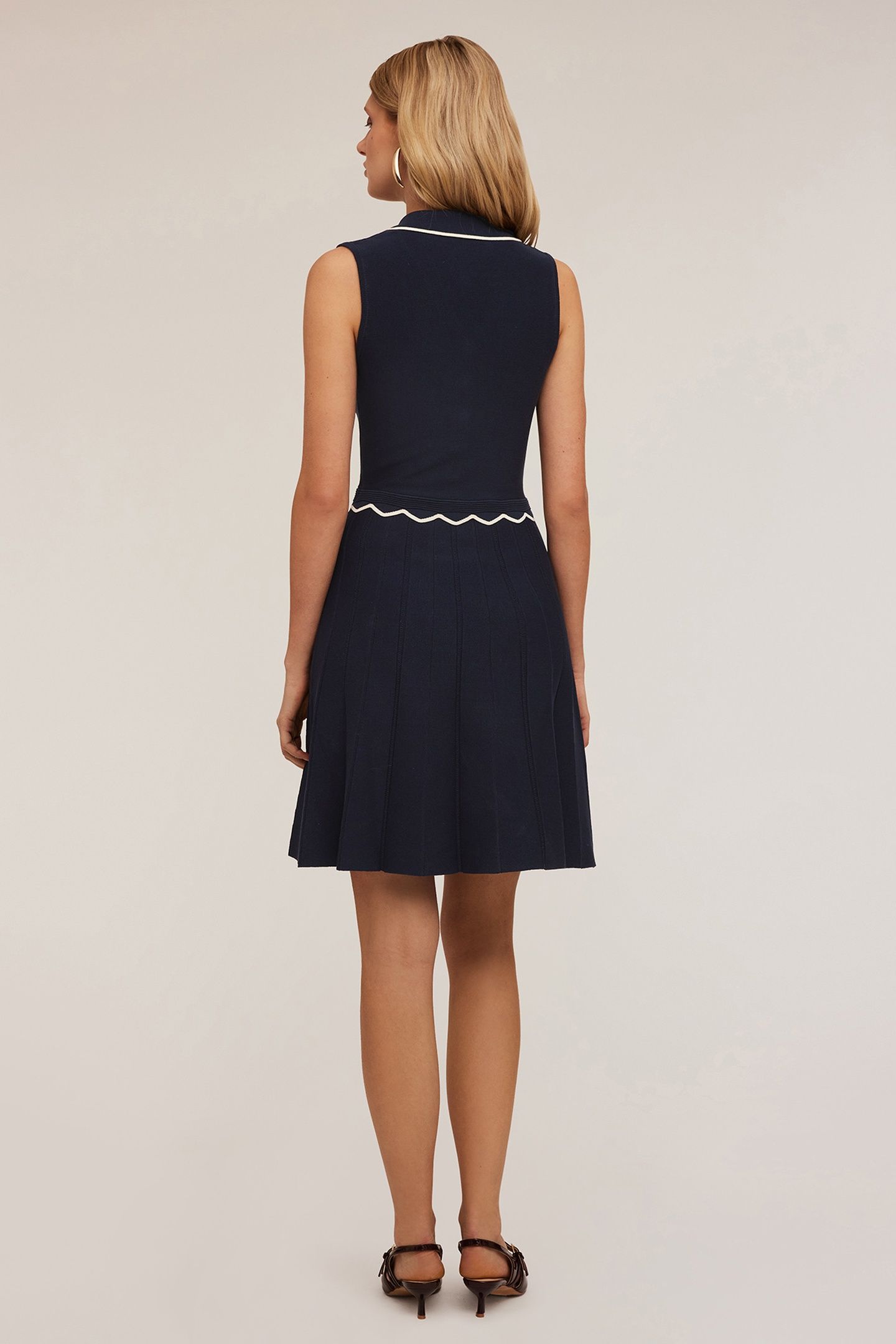 SHORT KNIT DRESS WITH CONTRASTING COLOUR PROFILES BLUE 2