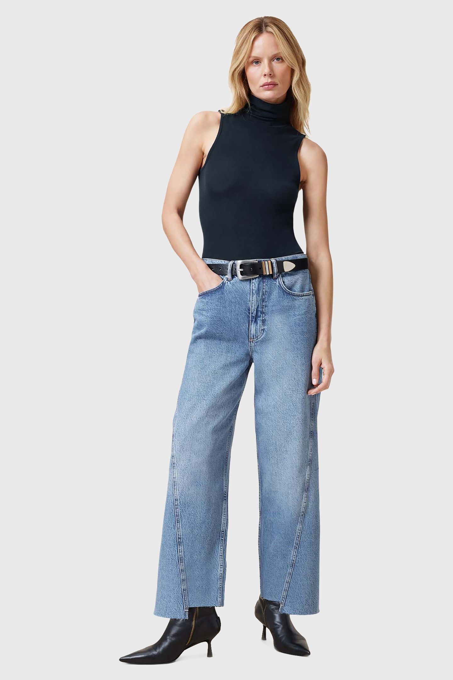 BEC ROLL NECK TANK BLACK OYSTER BLUE 1
