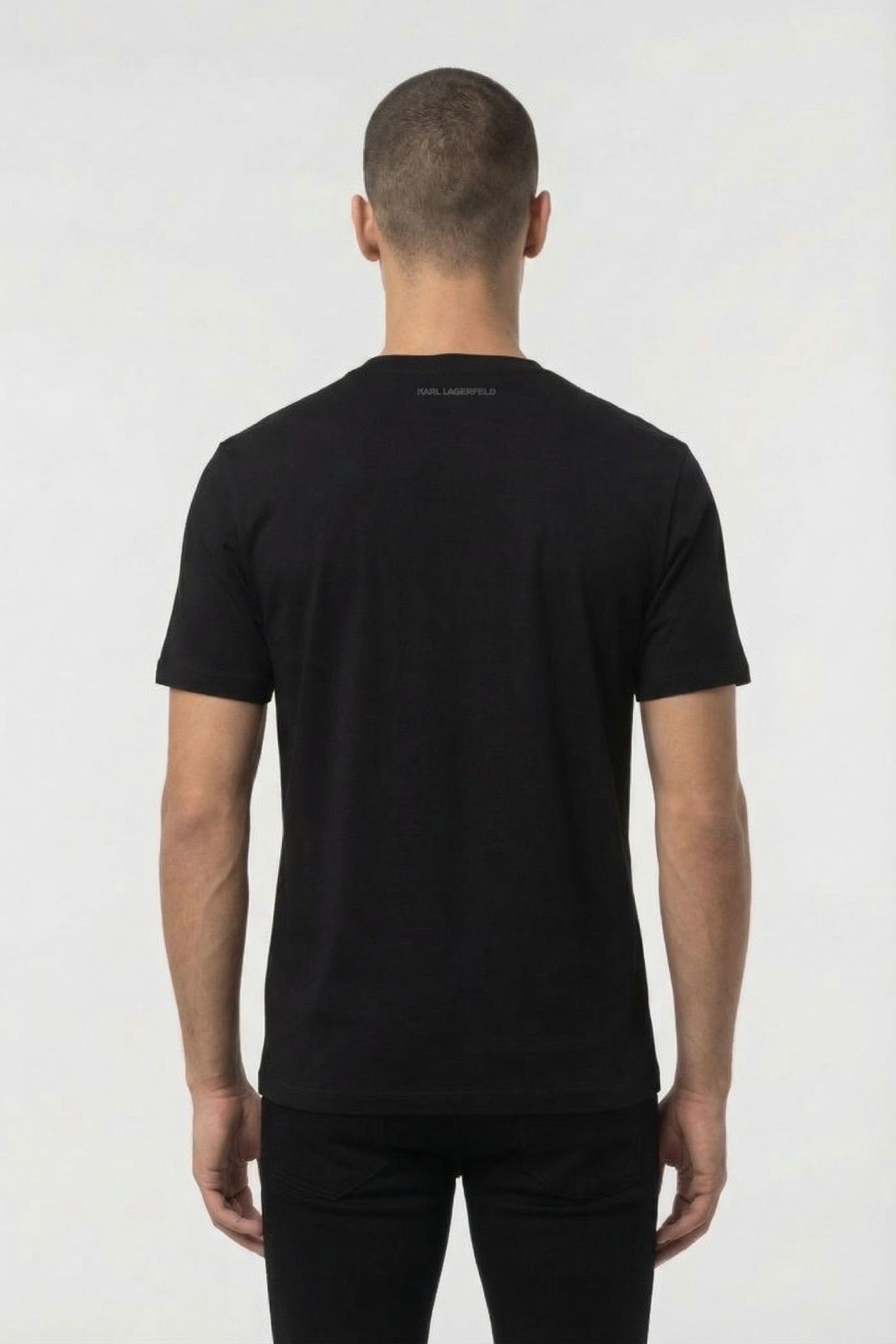 BLACK T-SHIRT CREWNECK 2