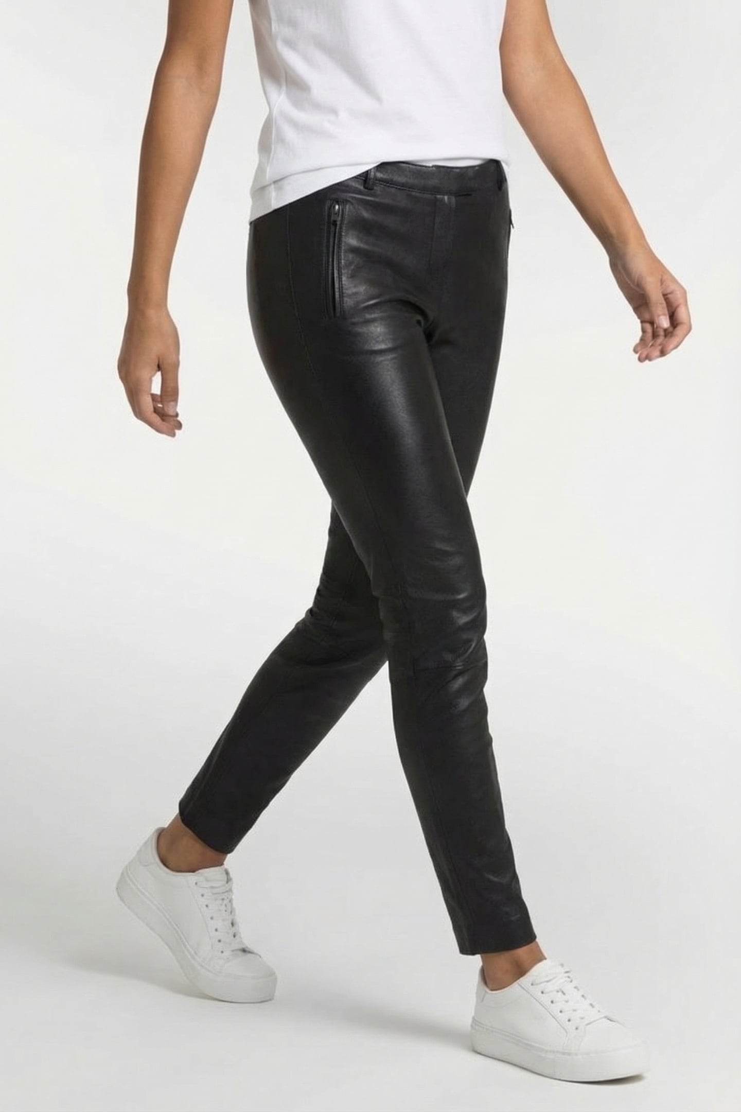 BRITT BLACK 1