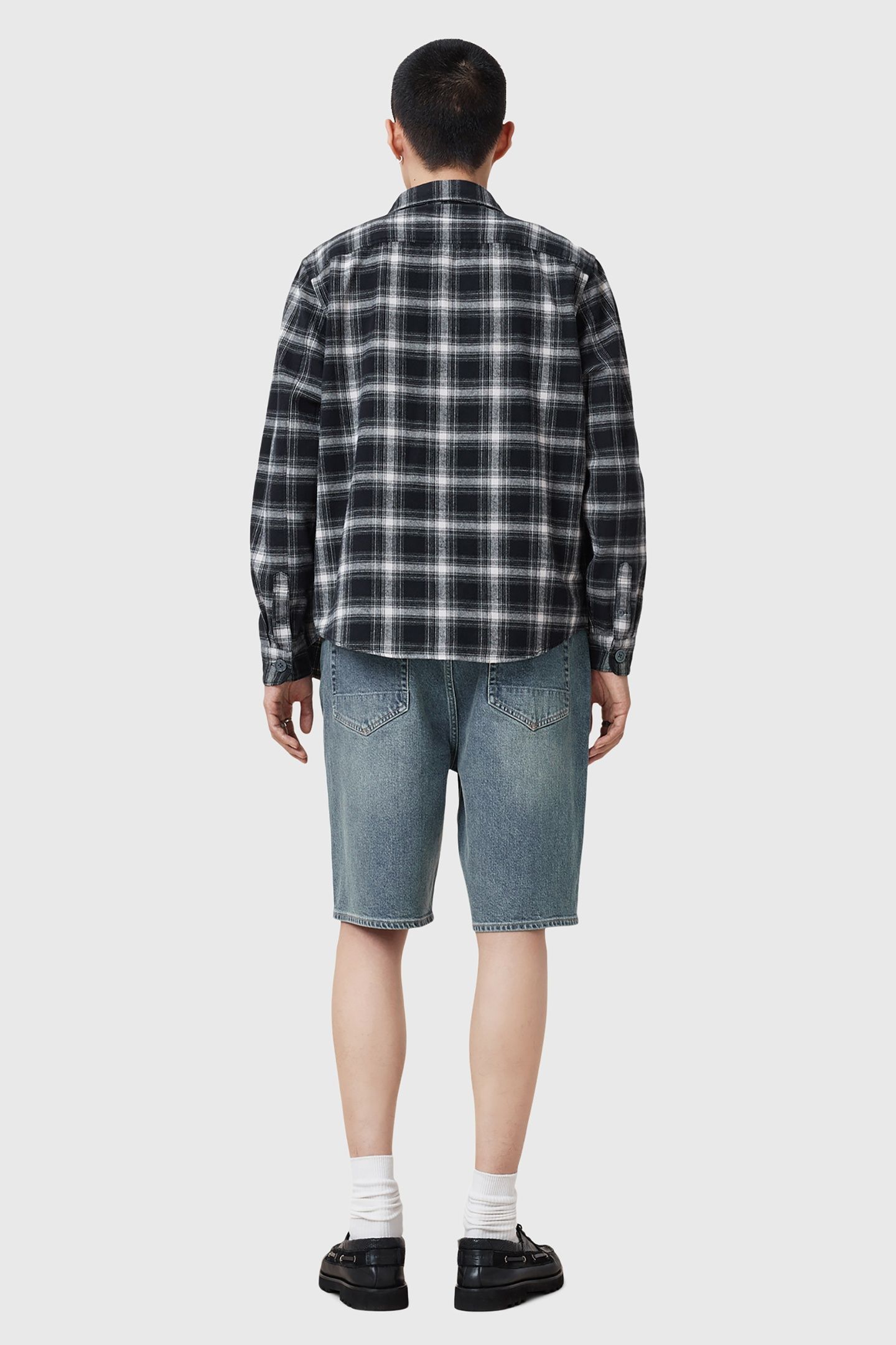 SWITCH SHORT WORN INDIGO BLUE 6