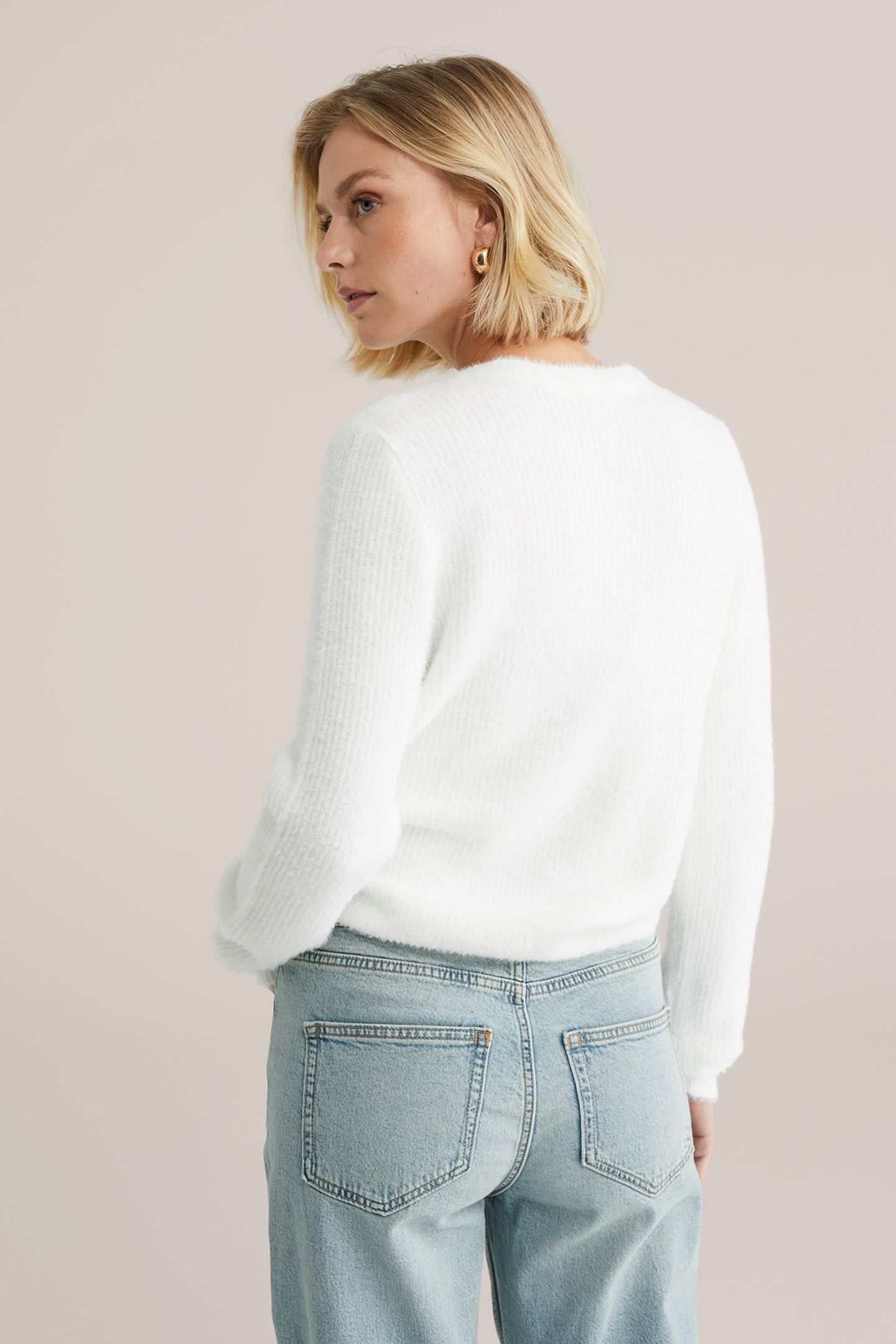 KNITTED CARDIGAN WHITE 2