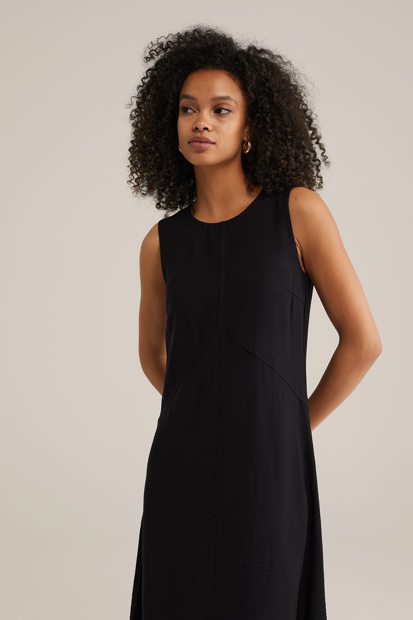 DRESS MID LENGTH BLACK 5