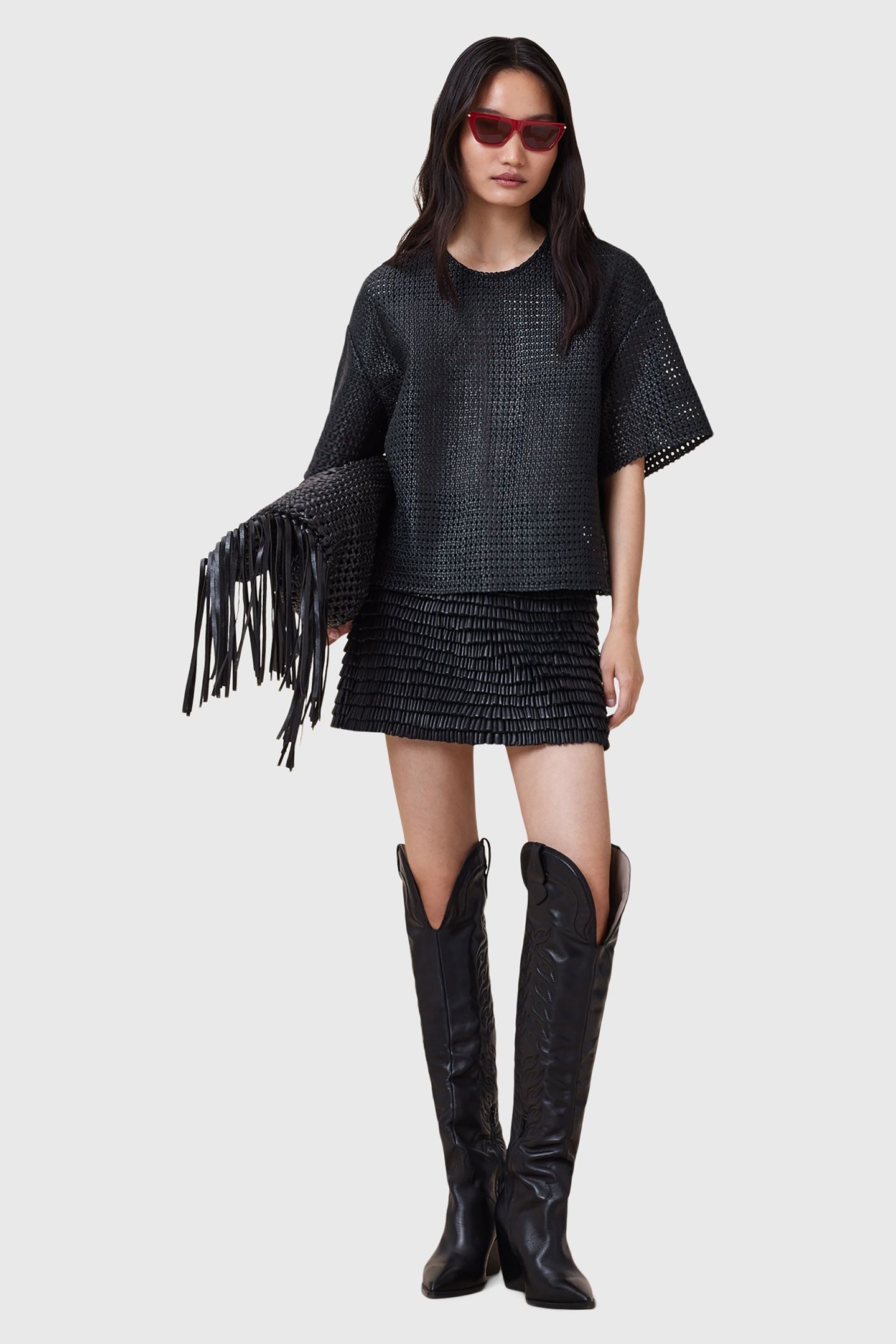 NESSA LEA TEE BLACK 2