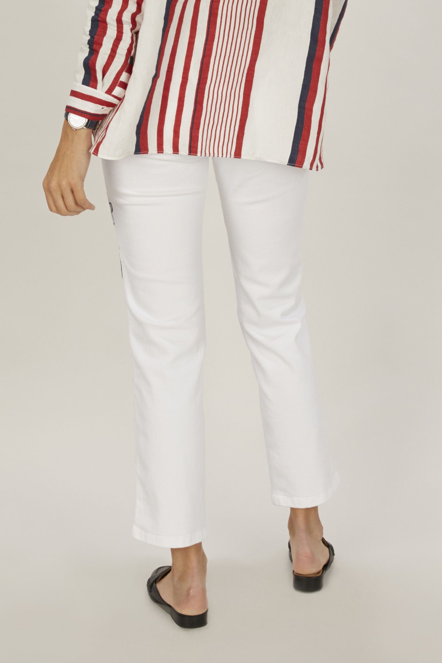 REGULAR WAIST STRAIGHT CROPPED 2