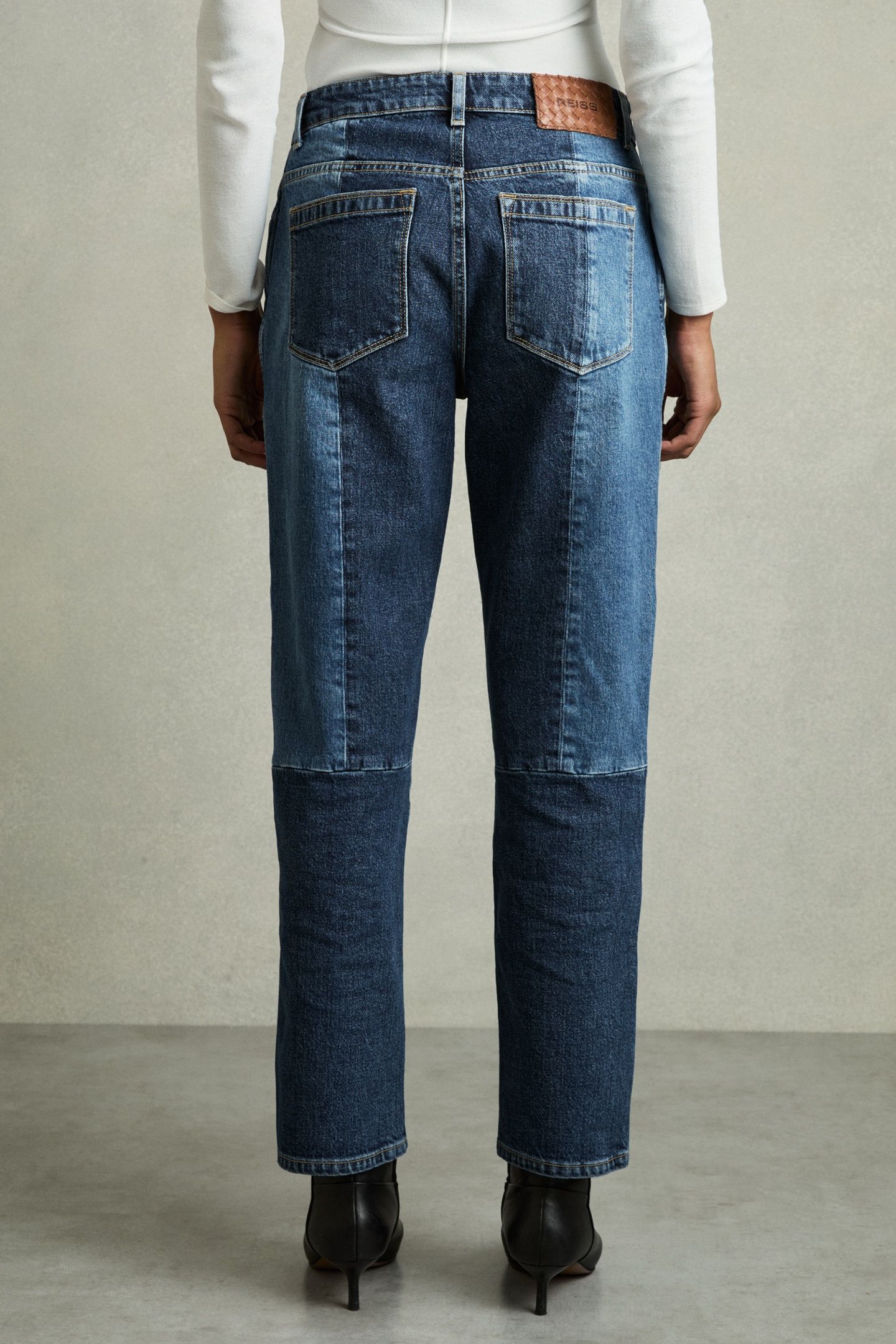 PATCH STRAIGHT LEG JEAN MID BLUE 4