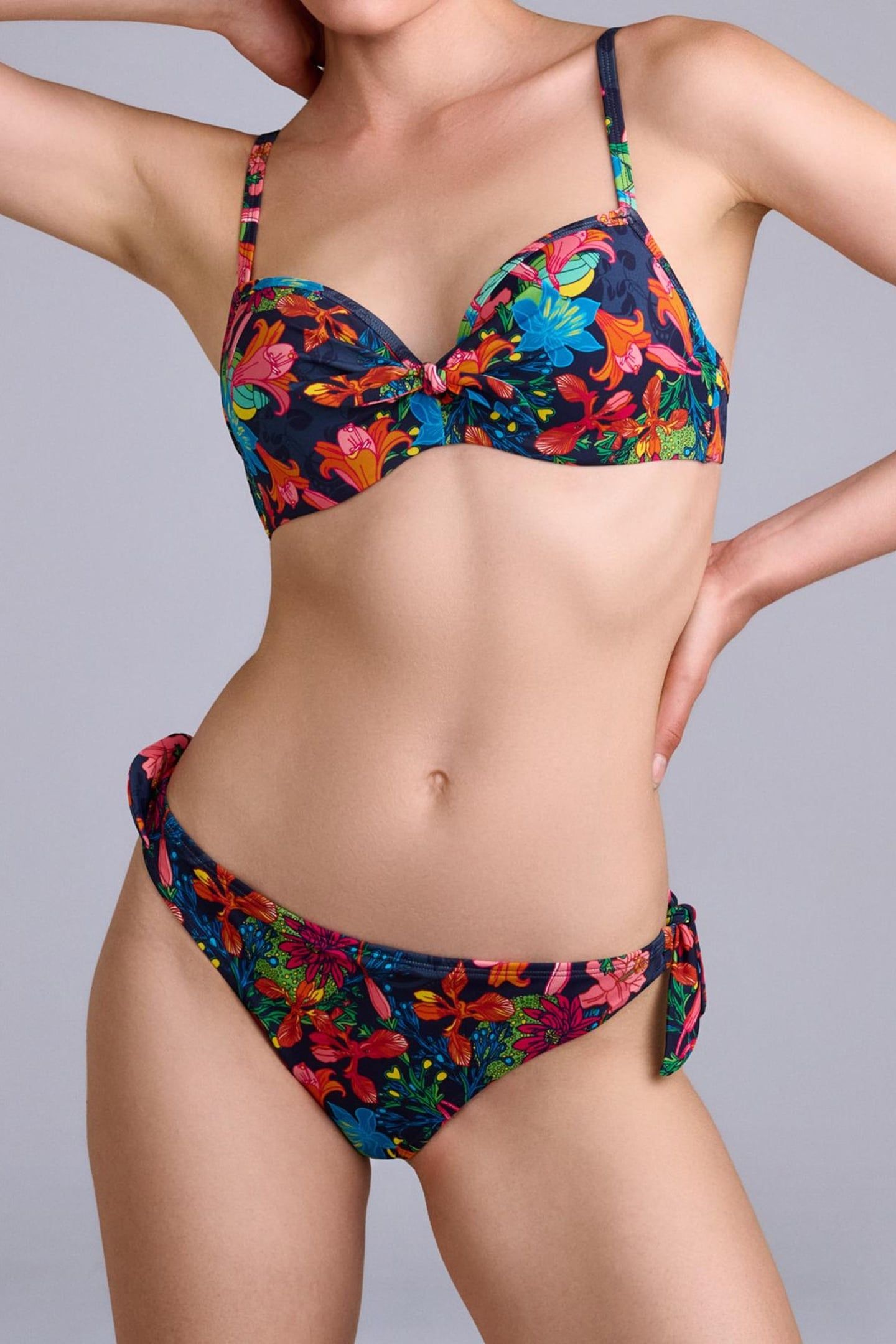 THALASSA BIKINI BOTTOMBRIEFSTIE AND BOW BLUE 1
