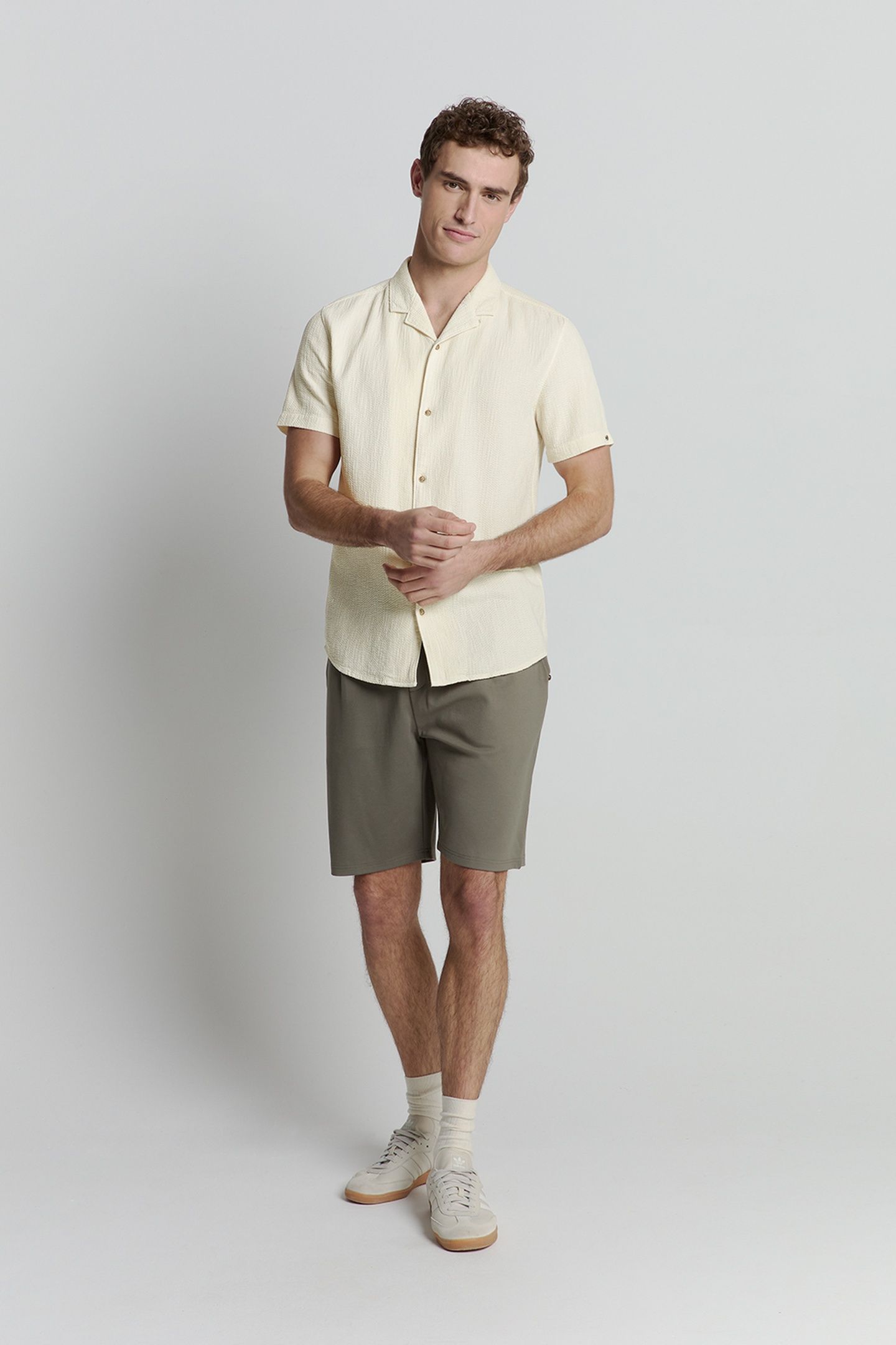 SHIRT SHORT SLEEVE REVERS COLLAR SOLID STRUCTURE CEMENT 1