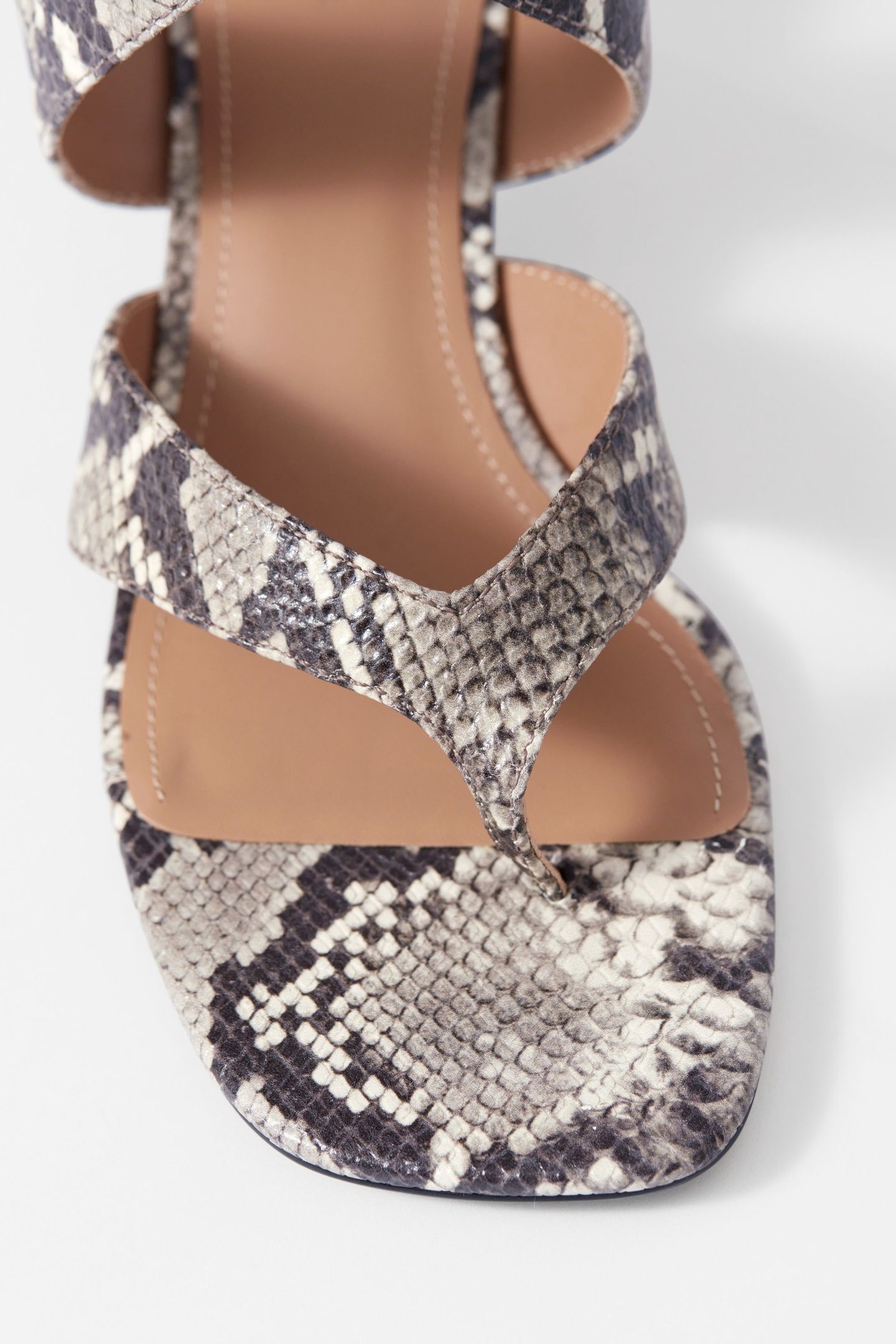 TINDRA SANDALETTE BEIGE 3