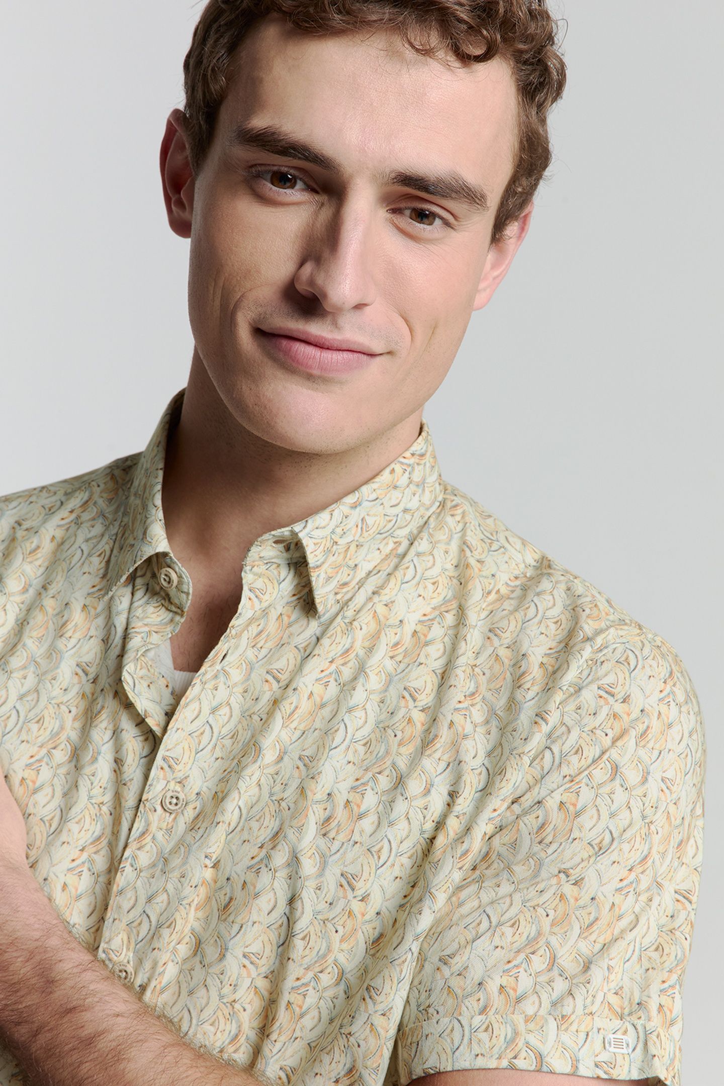 SHIRT SHORT SLEEVE ALLOVER PRINTED YELLOW 6