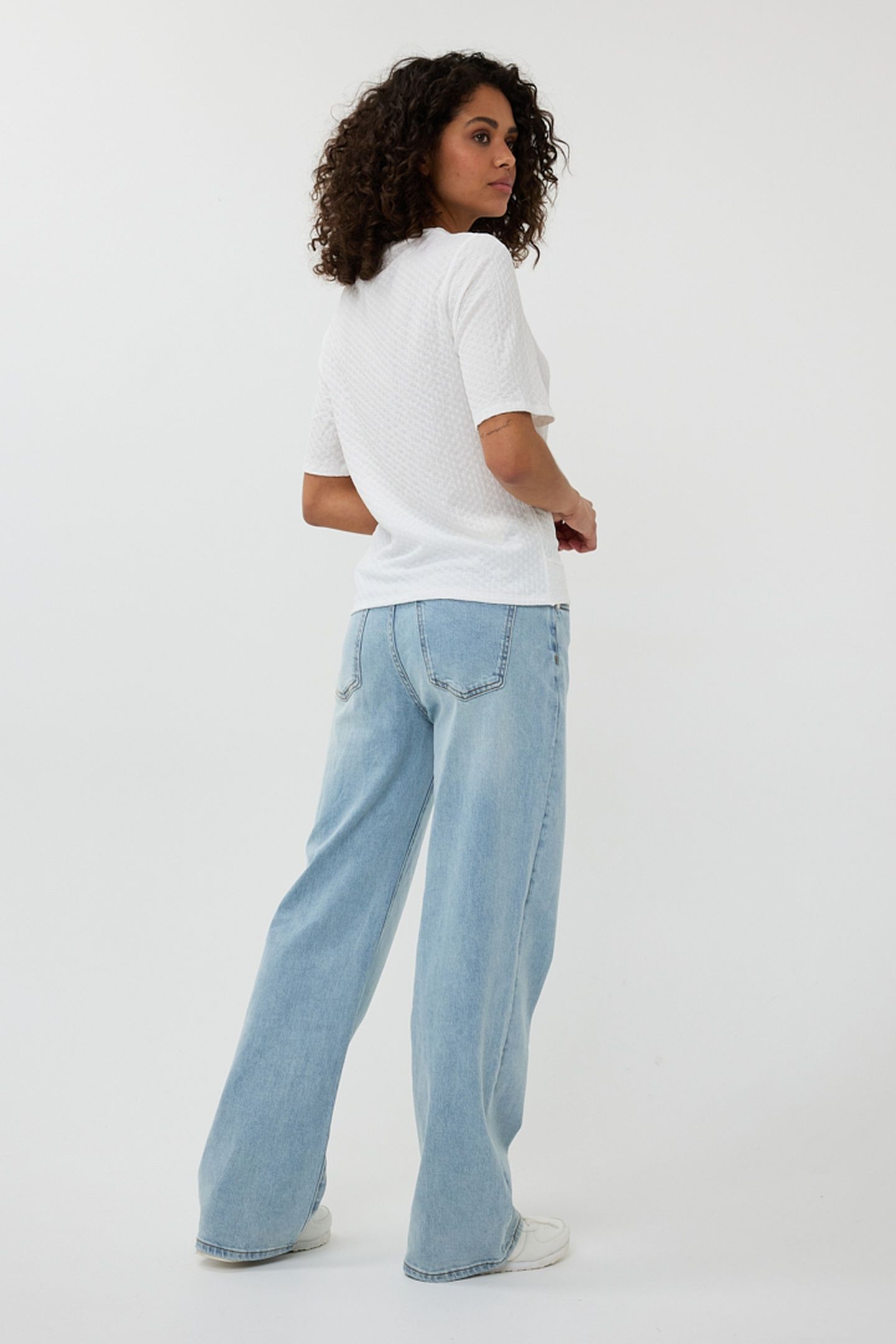 TOP S/SLVE KNOT STRUCTURE OFF WHITE 3