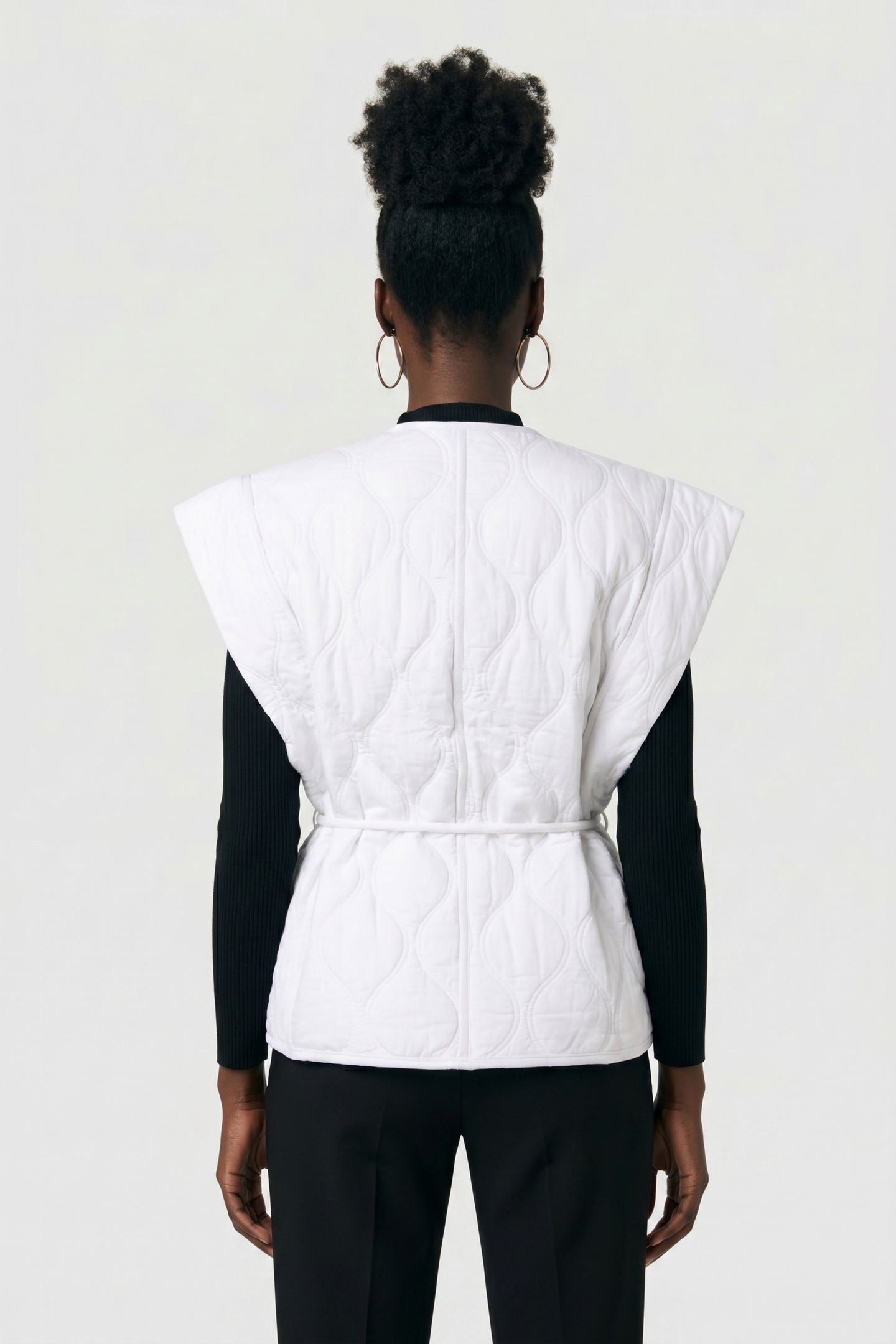 BOBBI VEST WHITE 2