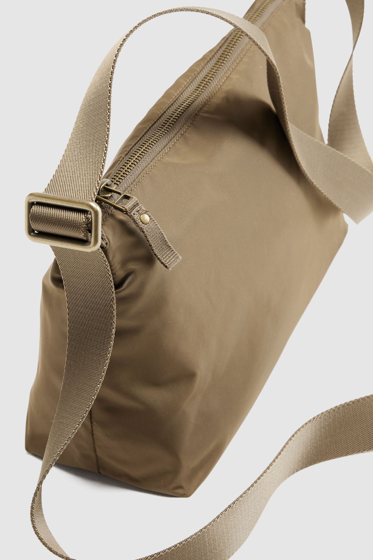 ALI SMALL SHOULDER BAG 4