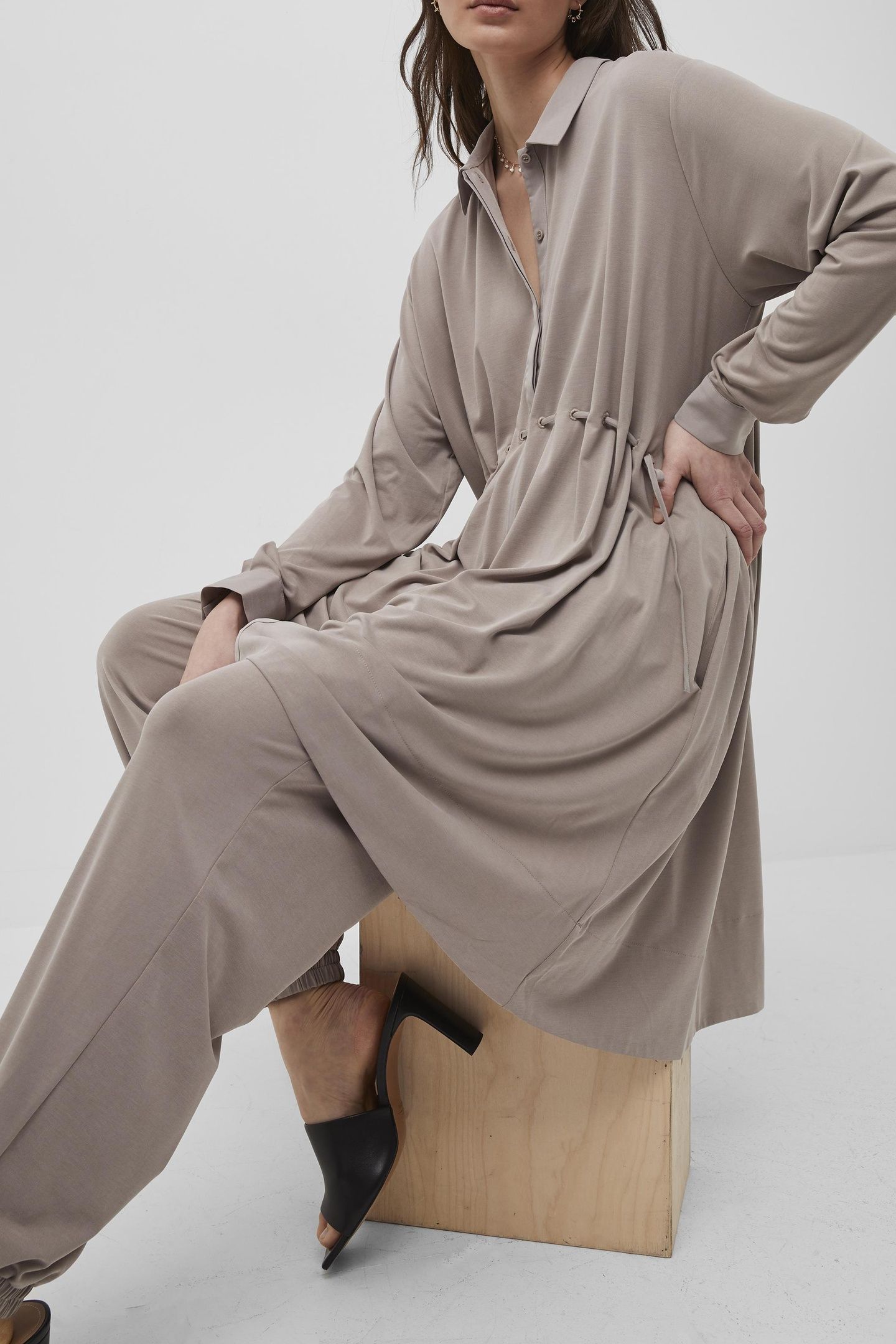 RENYA CUPRO JERSEY LS SHIRT DR WALNUT 4