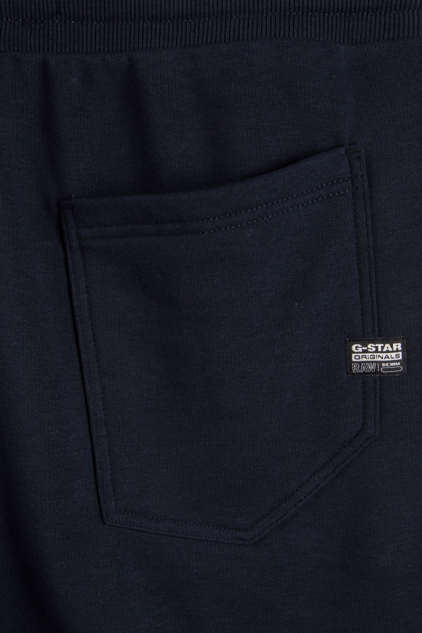 CORE SW SHORT SALUTE 4
