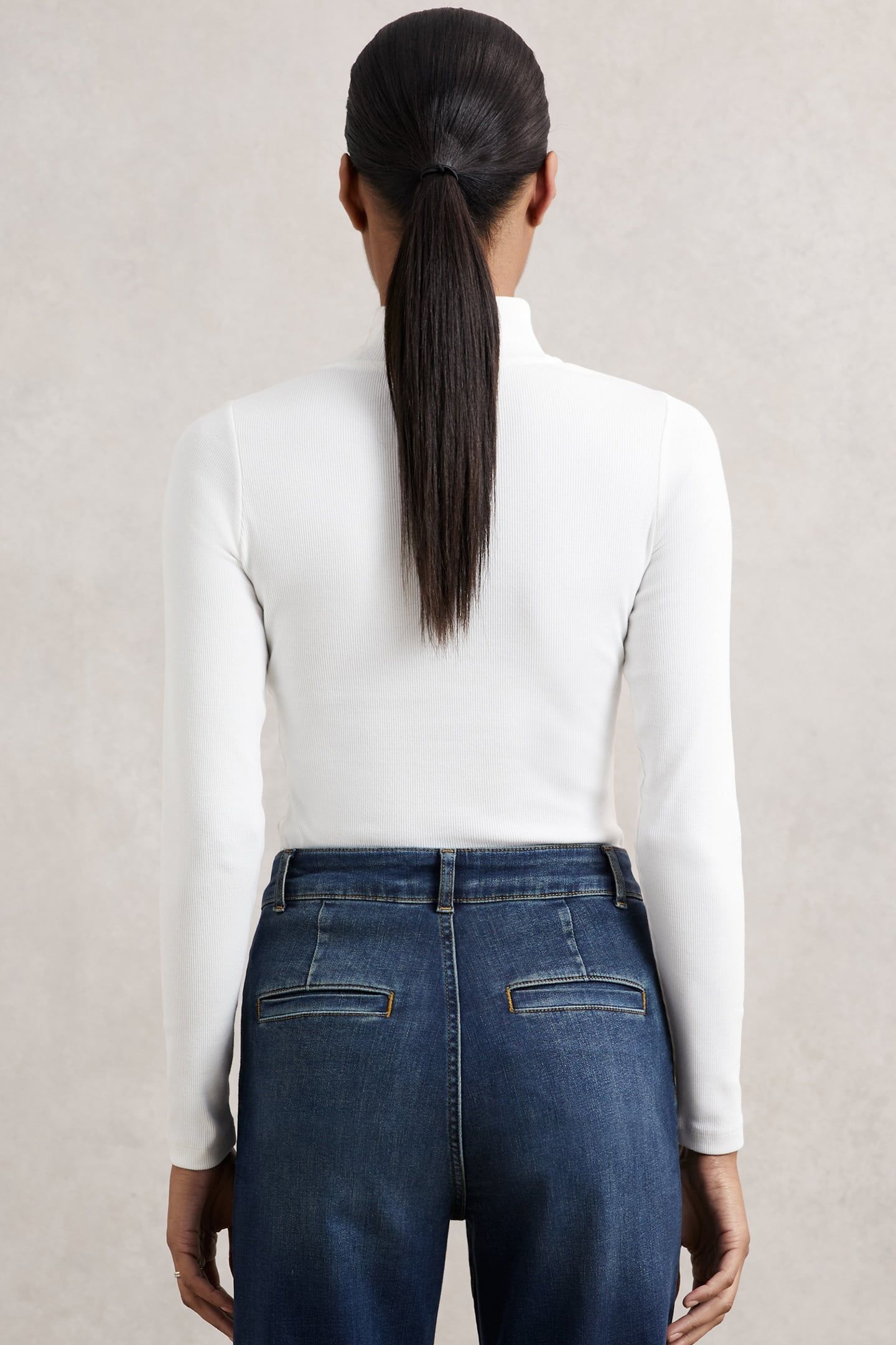 RIB FUNNEL NECK TOP WHITE 2