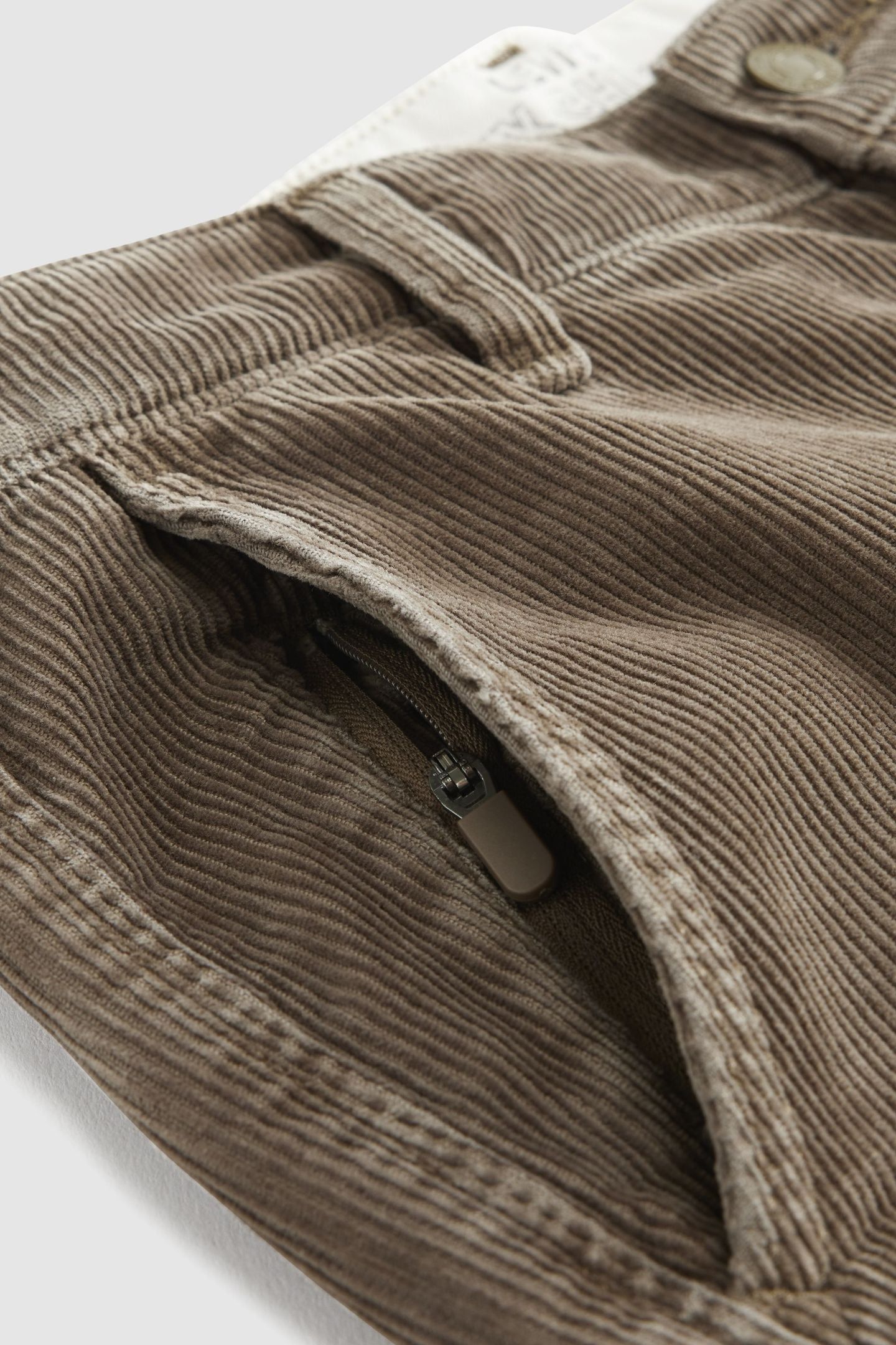 XX AUTHENTIC RELAXED CORDUROY CHINOS 6