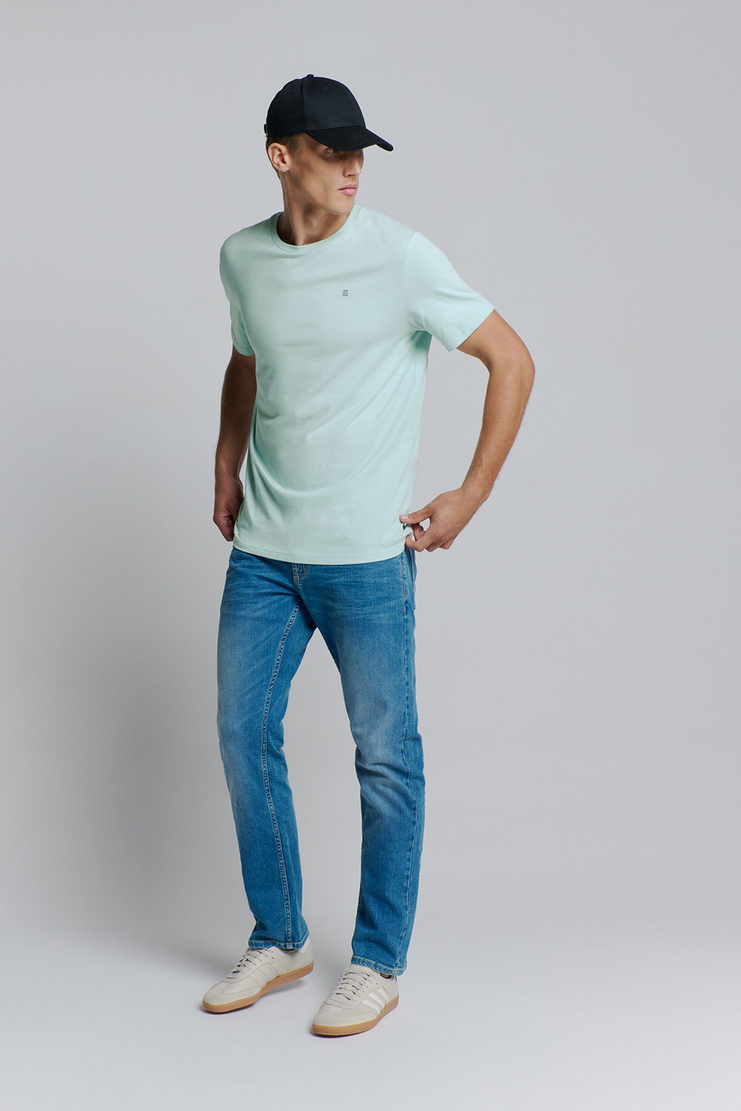 T-SHIRT CREWNECK SOLID BASIC ICE 2