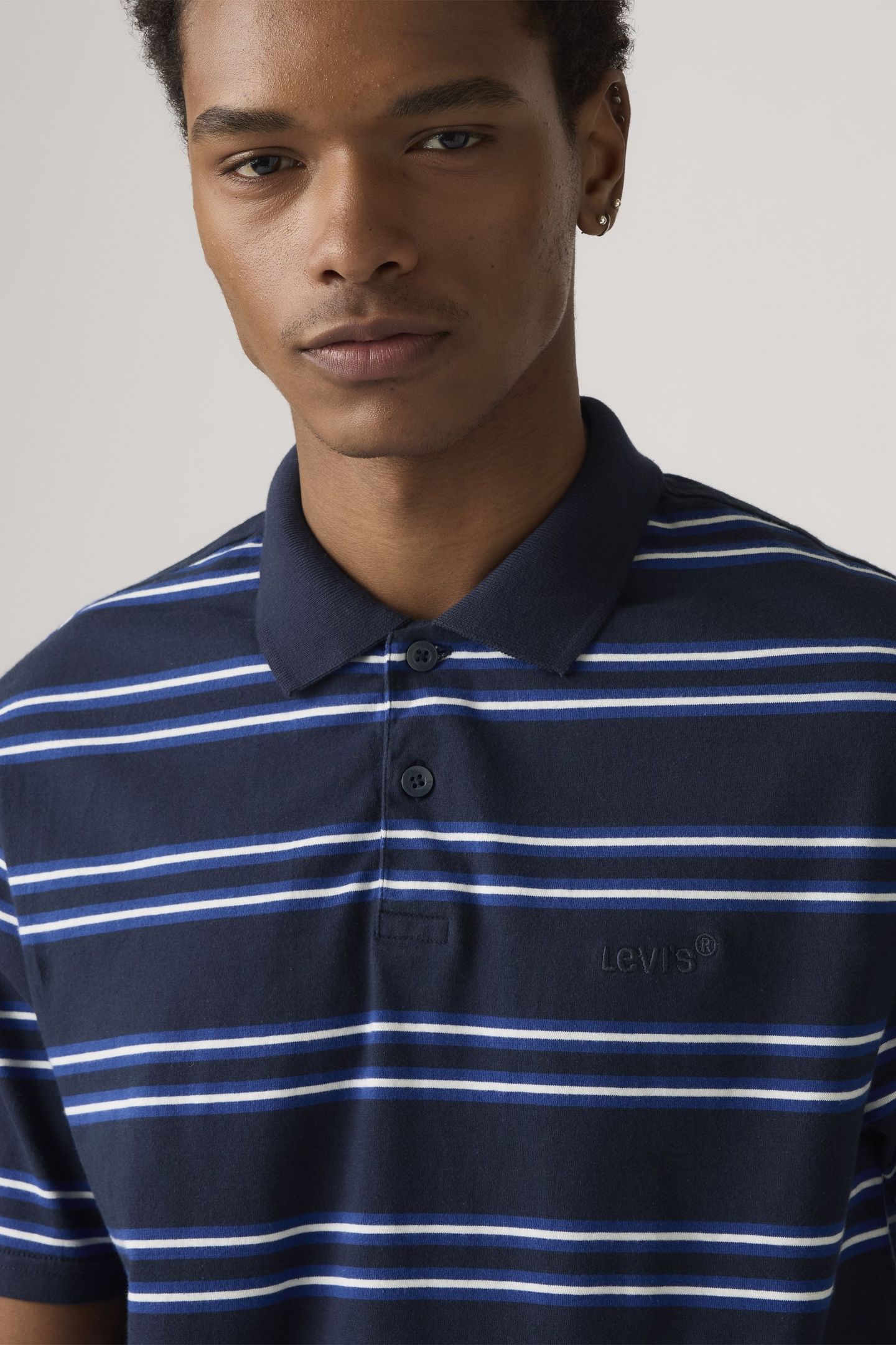 AUTHENTIC POLO 4