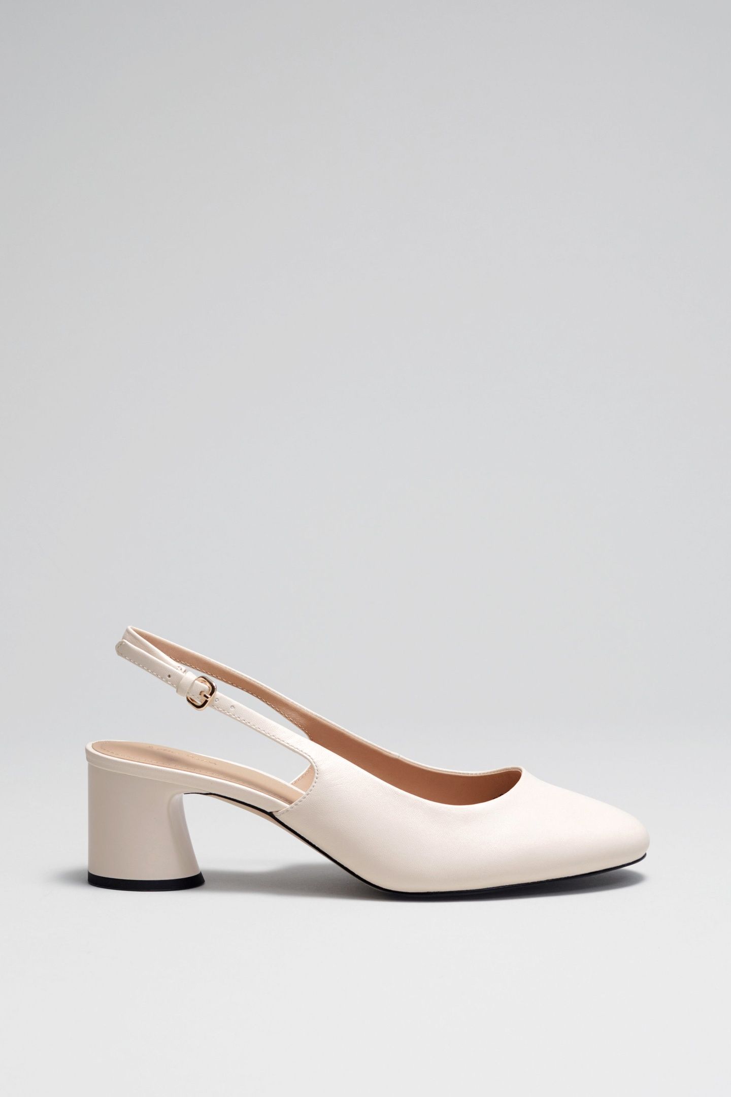 HASEL BLOCK HEEL PUMP WHITE 1