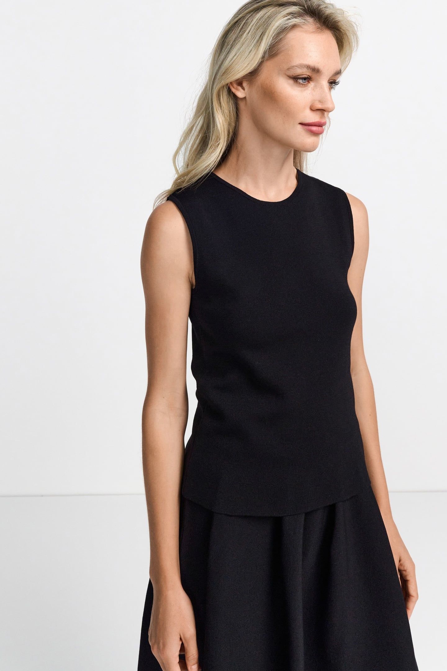 KNITTED TOP BLACK 4