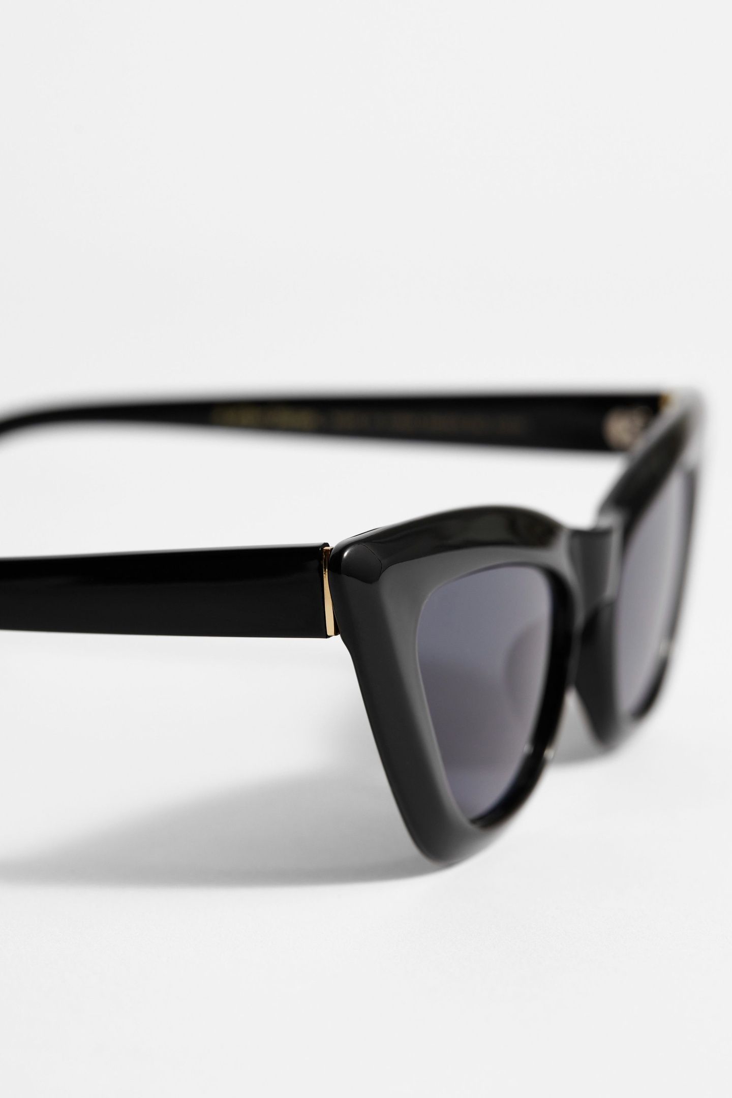 CRUZ CAT EYE SUNGLASSES BLACK 3