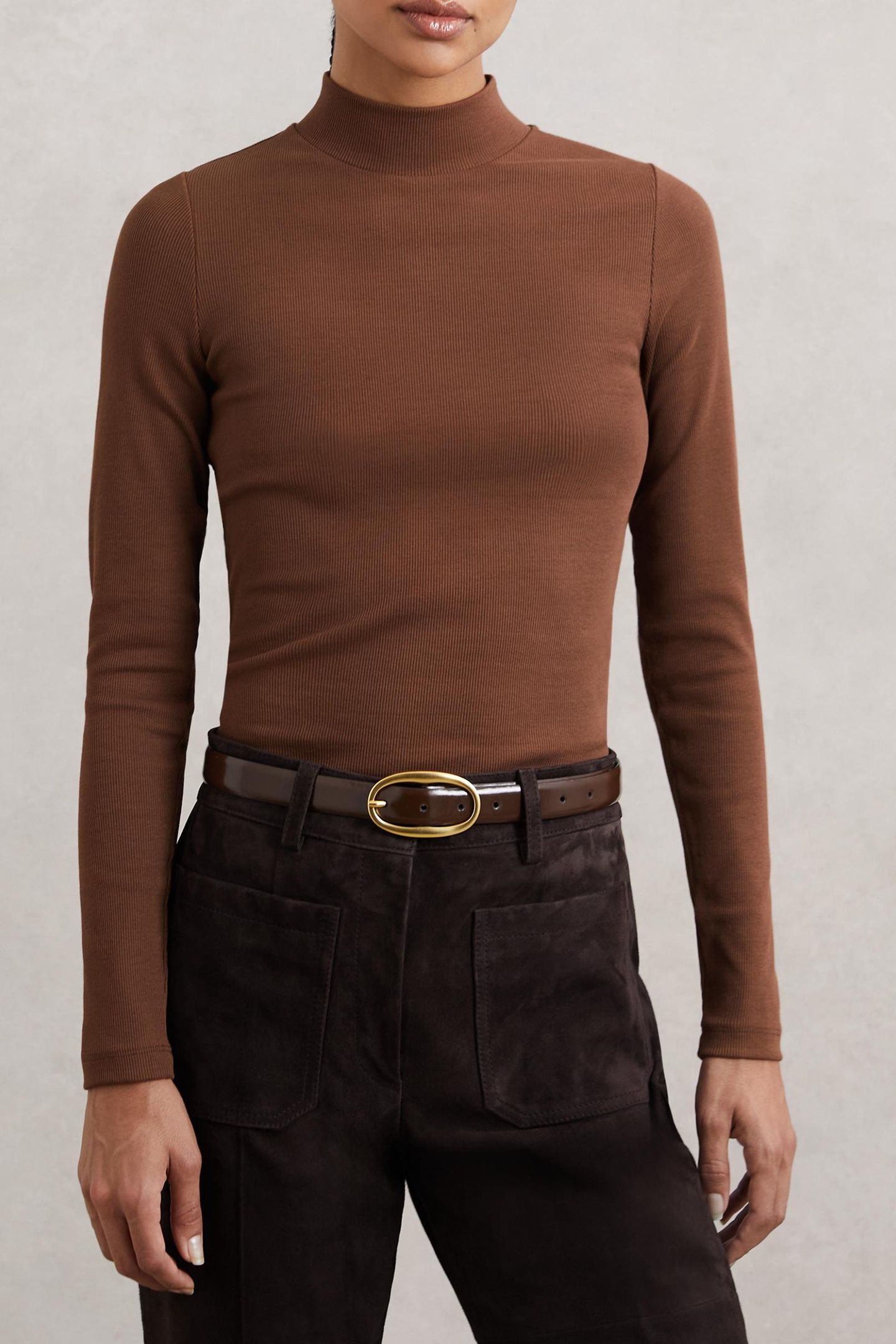 RIB FUNNEL NECK TOP BROWN 2