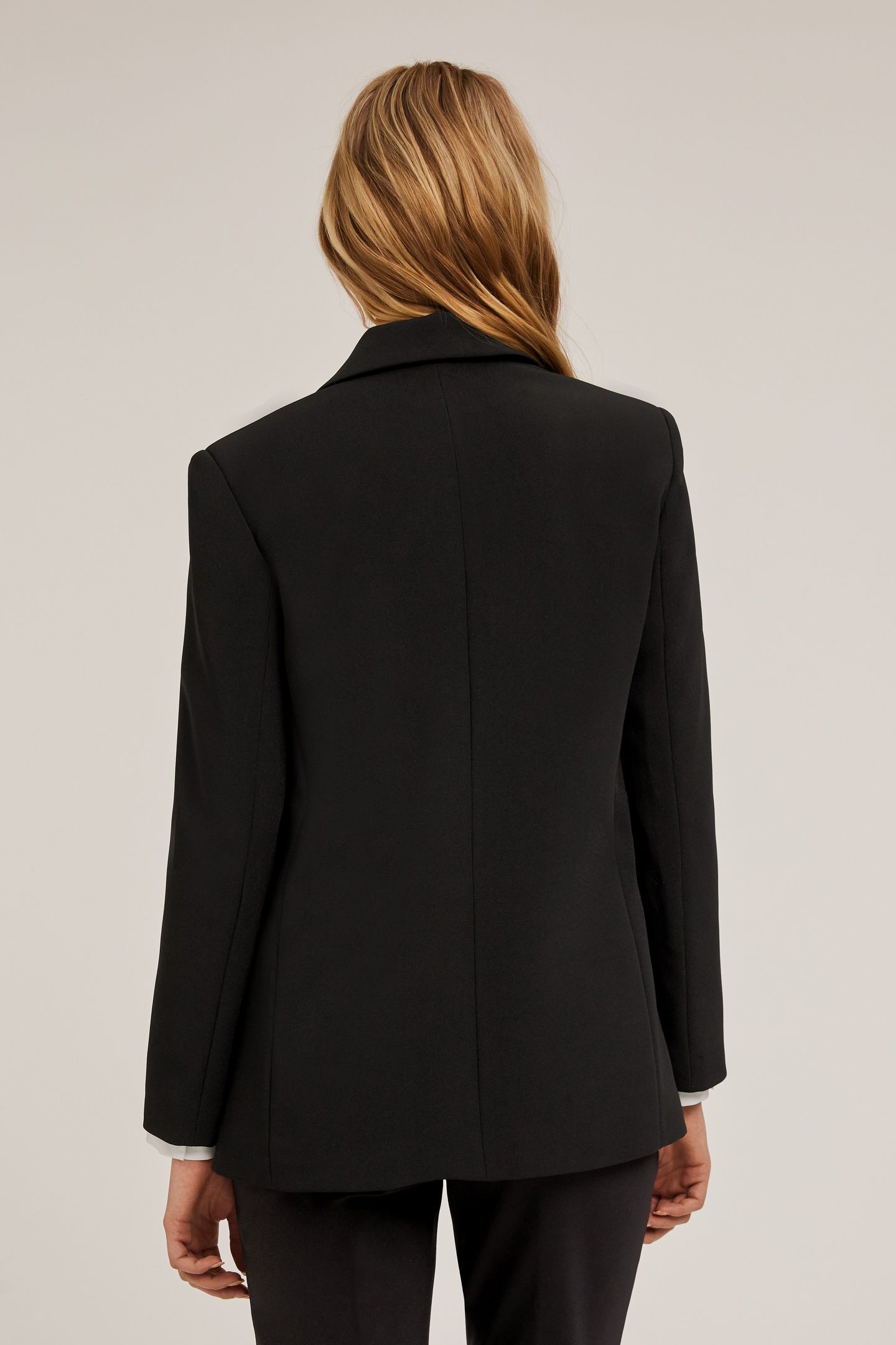 CREPE FABRIC JACKET WITH METAL CHAIN DETAIL BLACK 2
