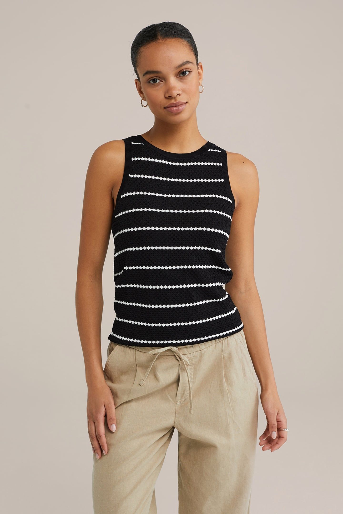 KNITTED PULLOVER BLACK 2