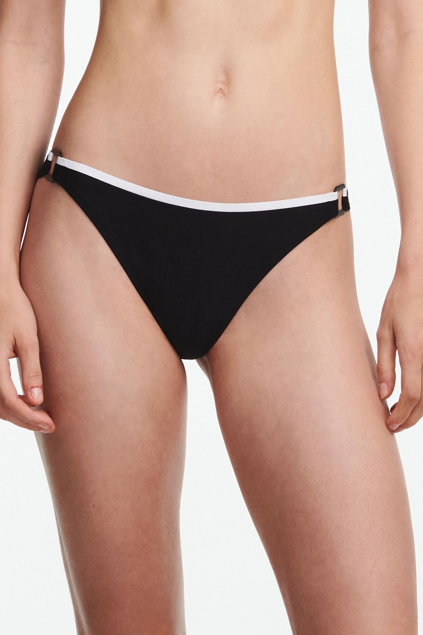 SW BO. TANGA BLACK / WHITE 1