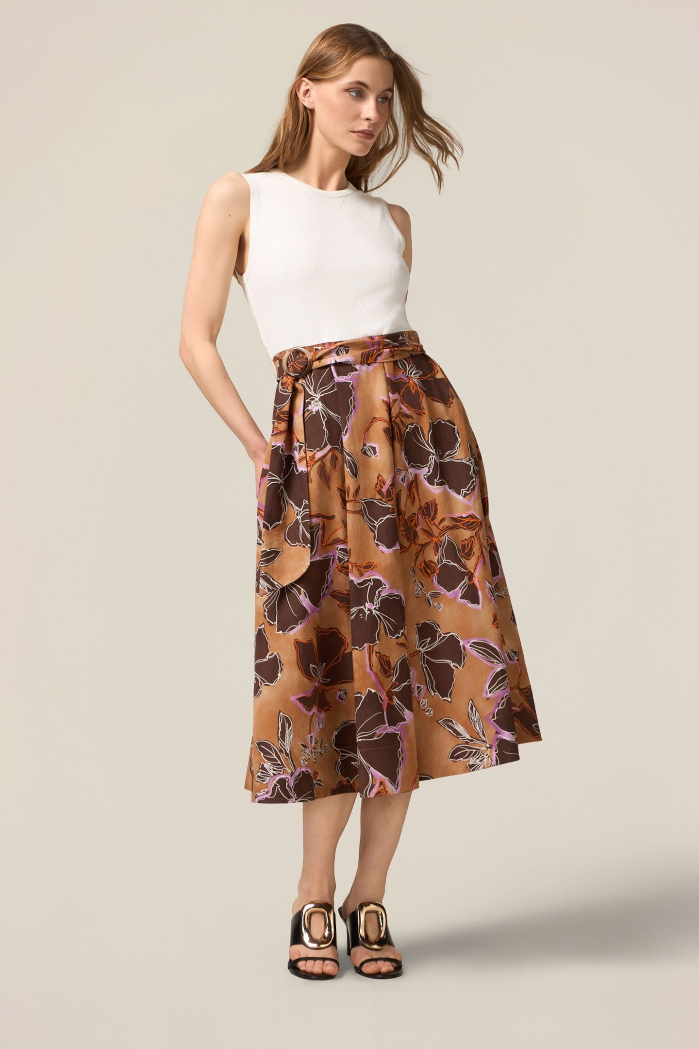 FLARE DRESS COMBINED WITH SASH BROWN 1