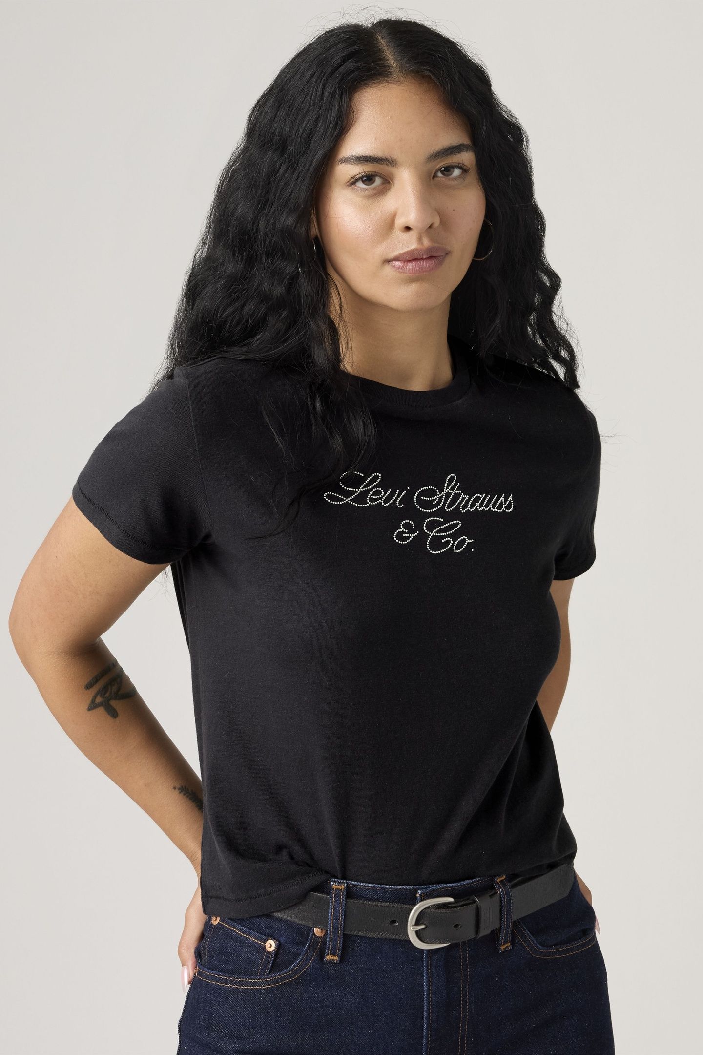 GRAPHIC CLASSIC TEE 2