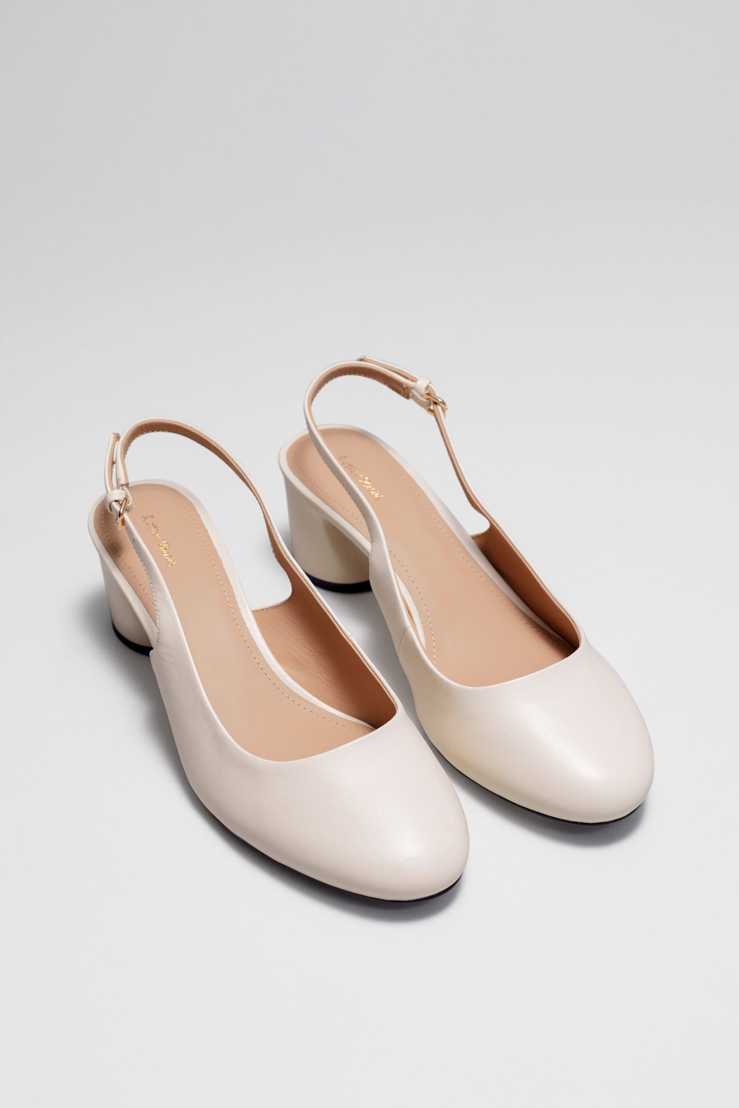 HASEL BLOCK HEEL PUMP WHITE 4