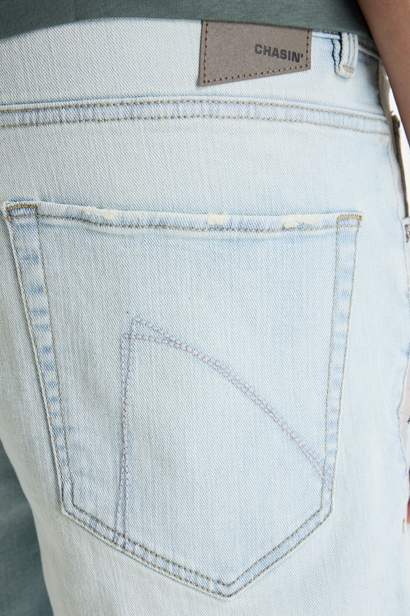 CROWN.S NORRIN BERMUDA/SHORT BLEACHED DENIM 4