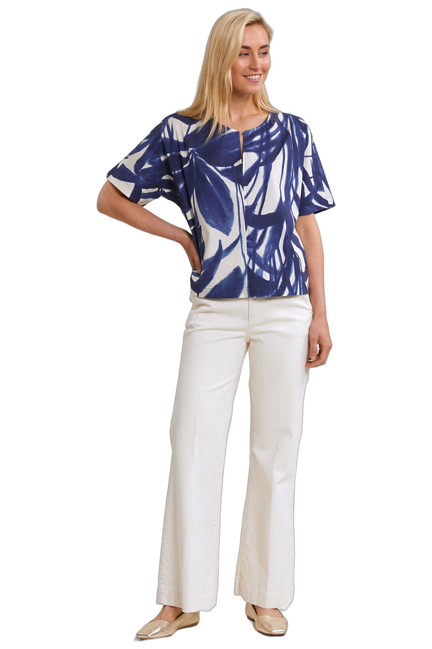 BLUE/WHITE FANTASY V-NECK BLOUSE 2