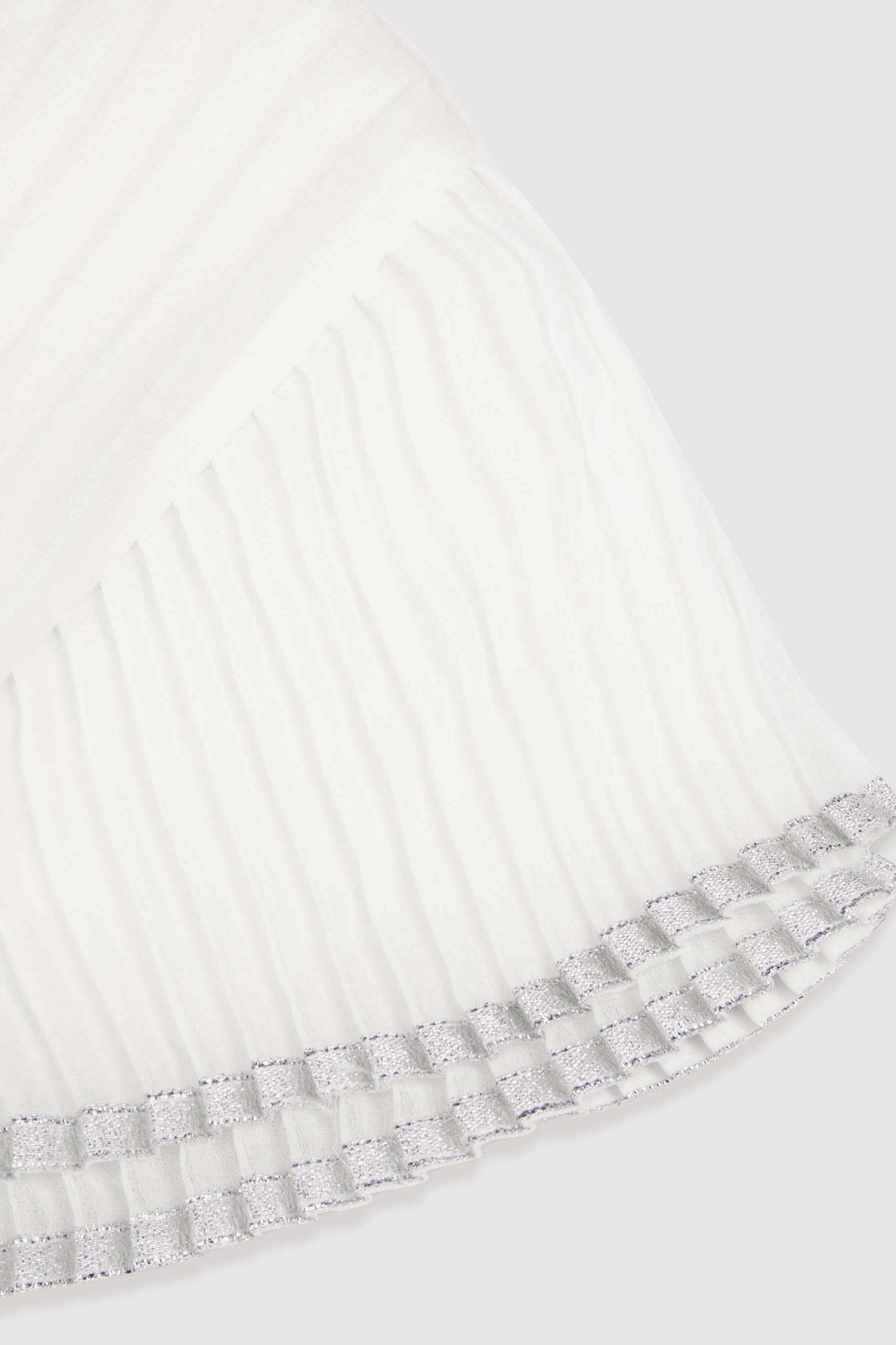 WHITE DOUBLE-SLEEVED PLEATED DRESS 2