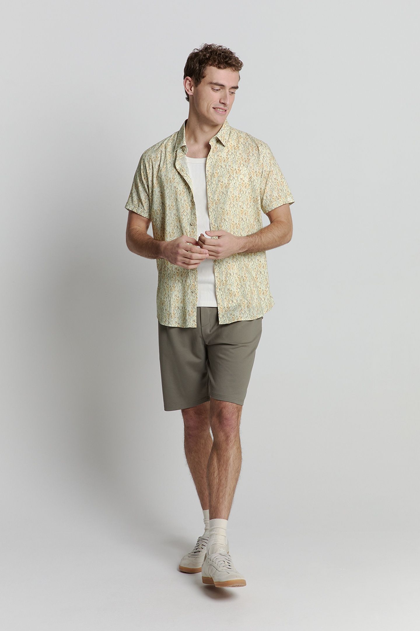SHIRT SHORT SLEEVE ALLOVER PRINTED YELLOW 2
