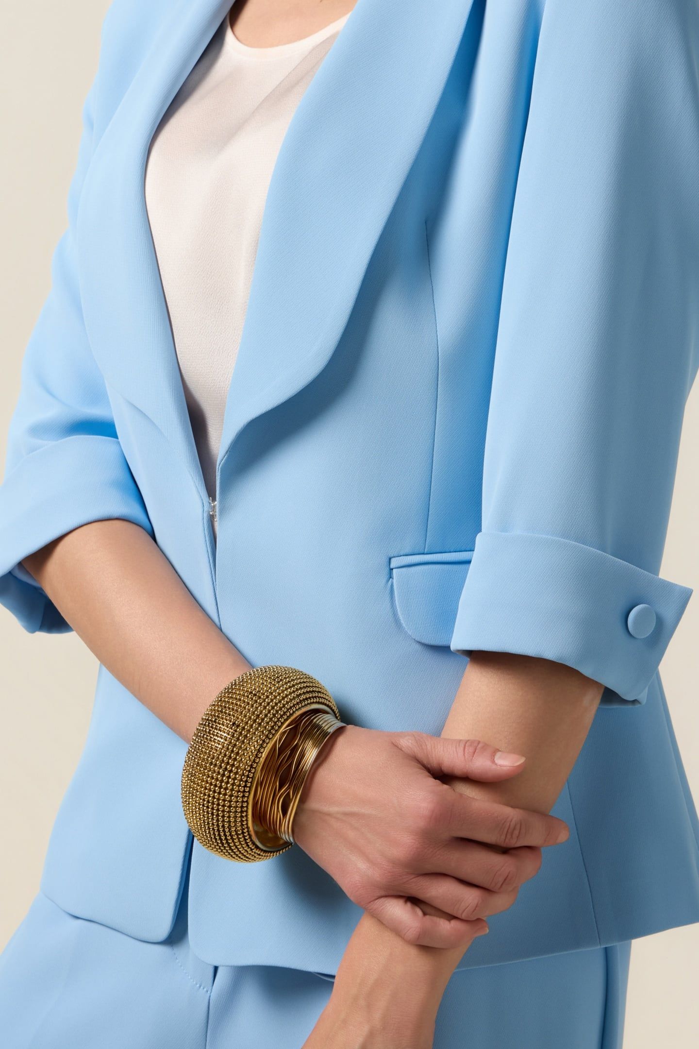 BLAZER WITH THREE-QUARTER SLEEVES LIGHT BLUE 4