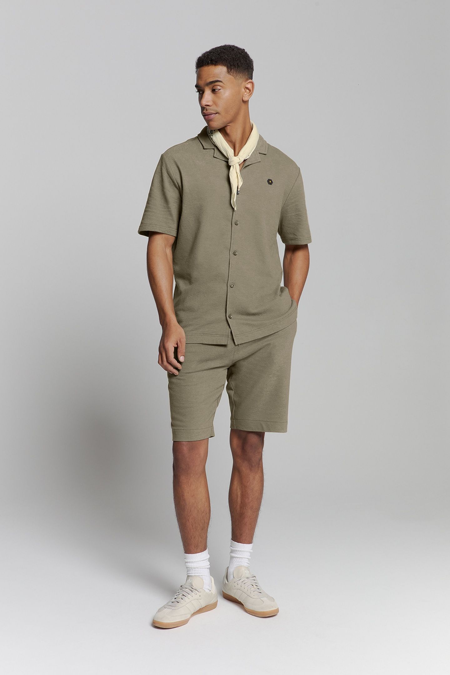 SHIRT SHORT SLEEVE JERSEY REVERS COLLAR SOLID TERRY DARK MOS 2