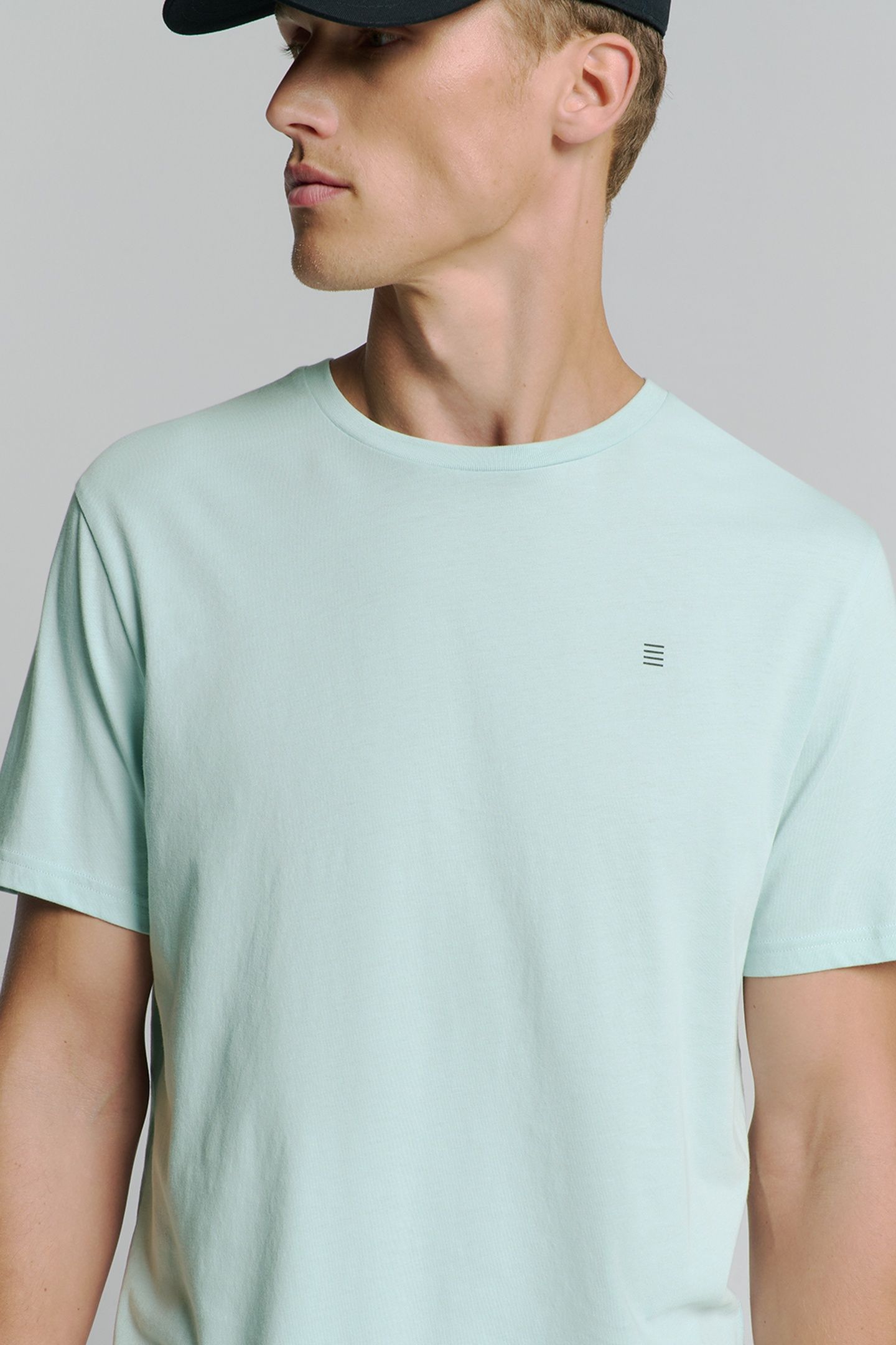 T-SHIRT CREWNECK SOLID BASIC ICE 3