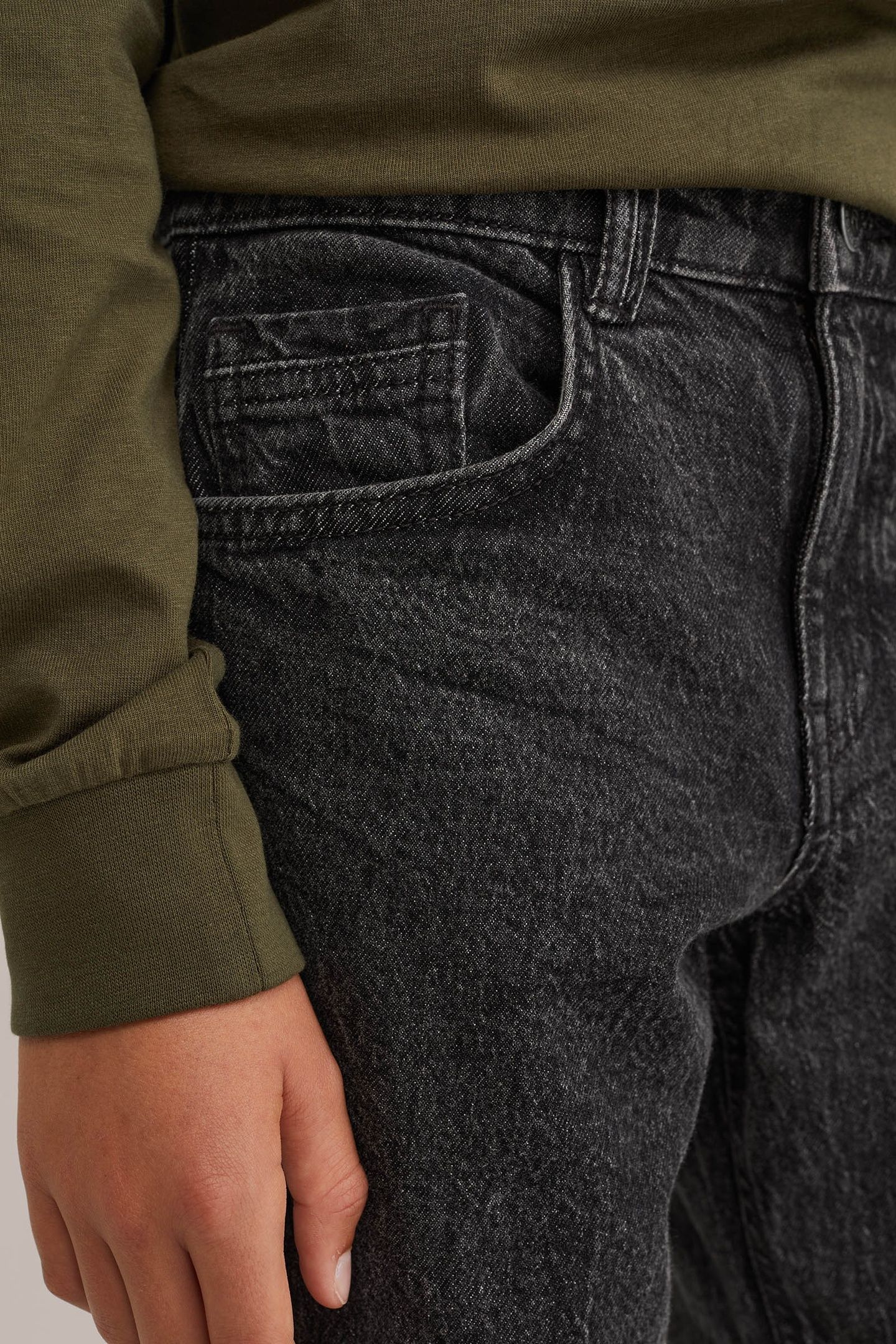 5-POCKET MID WAIST BLACK 4