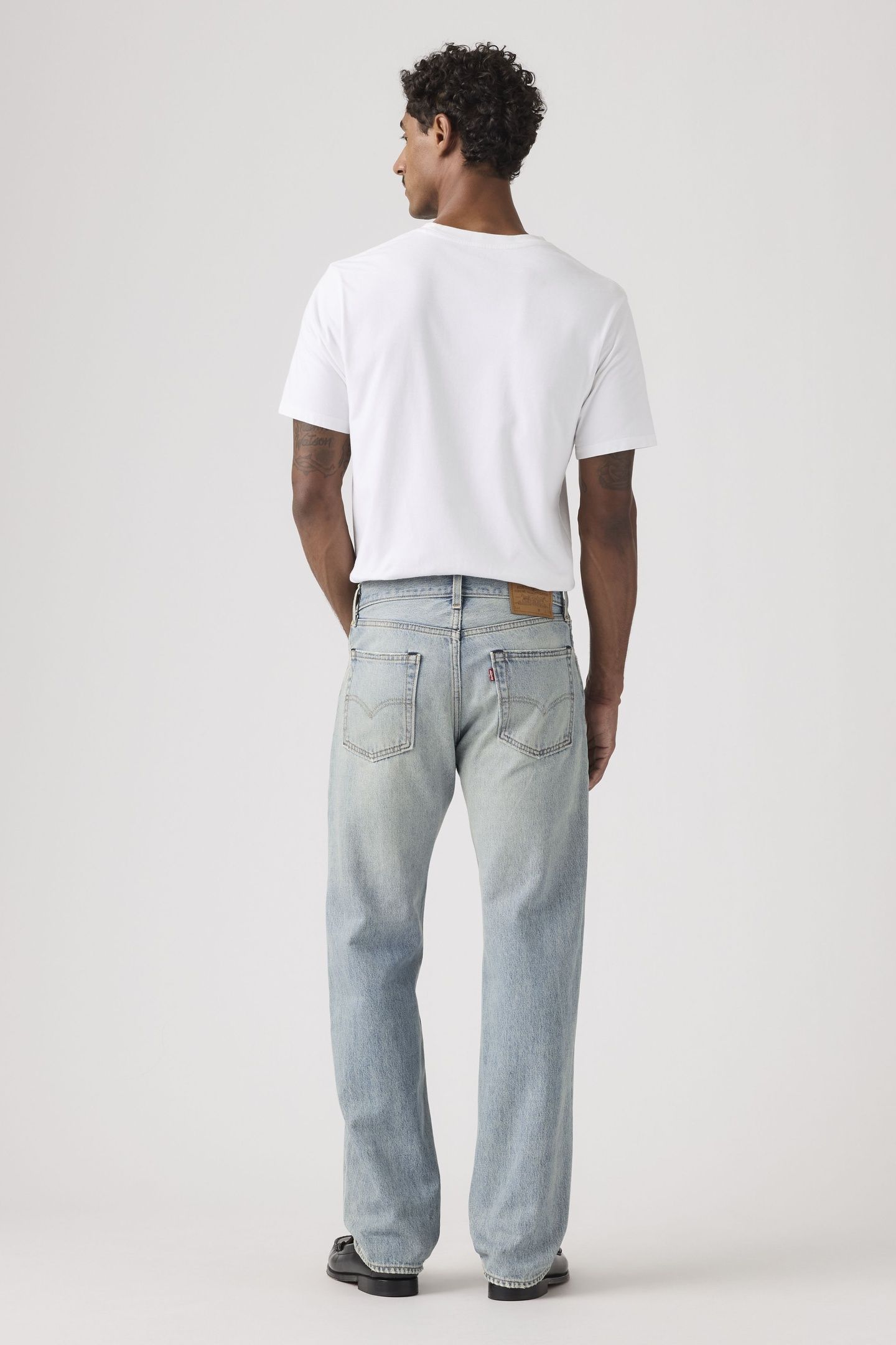555™ RELAXED STRAIGHT JEANS 3