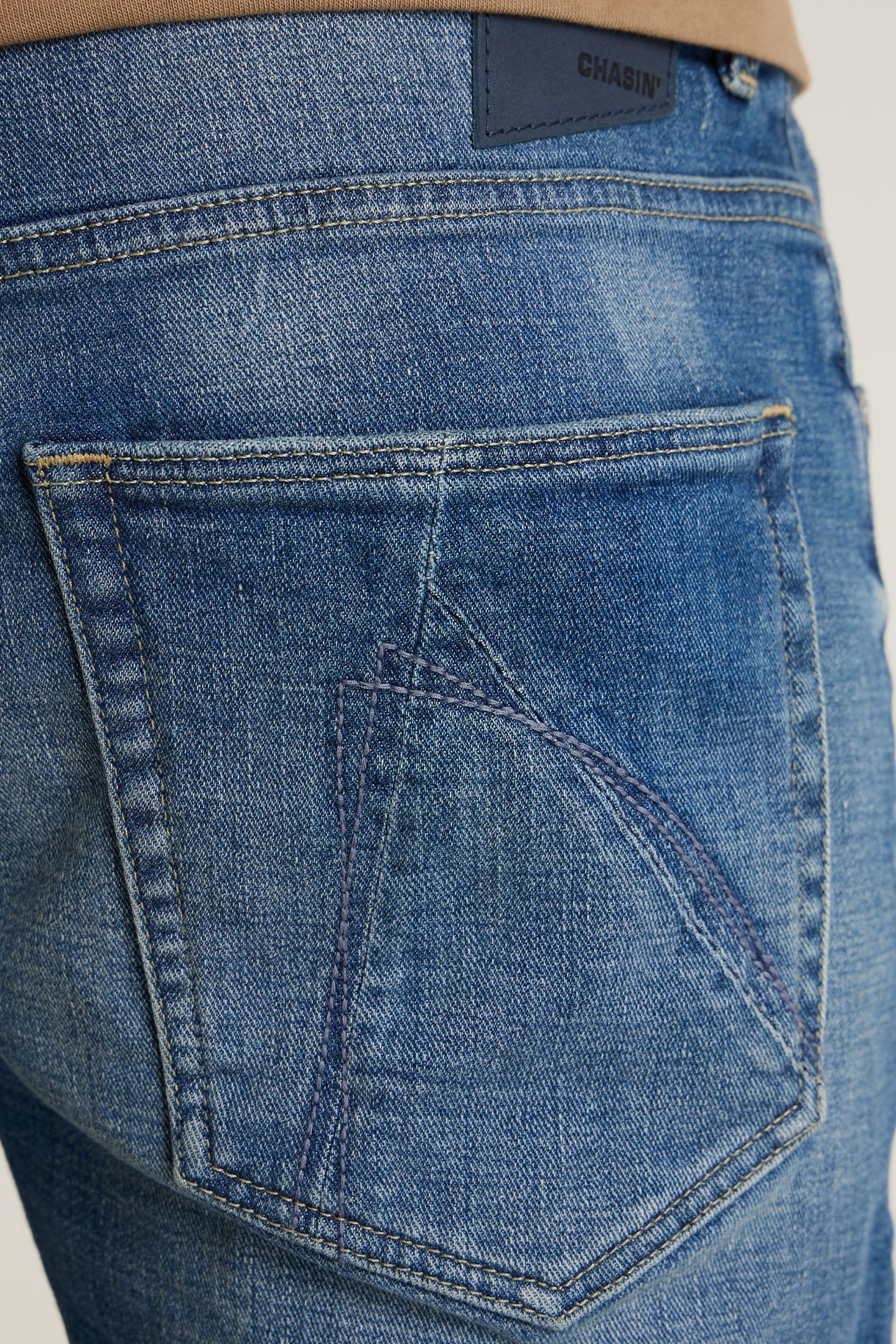 EGO.S PURE BERMUDA/SHORT MID BLUE DENIM 4
